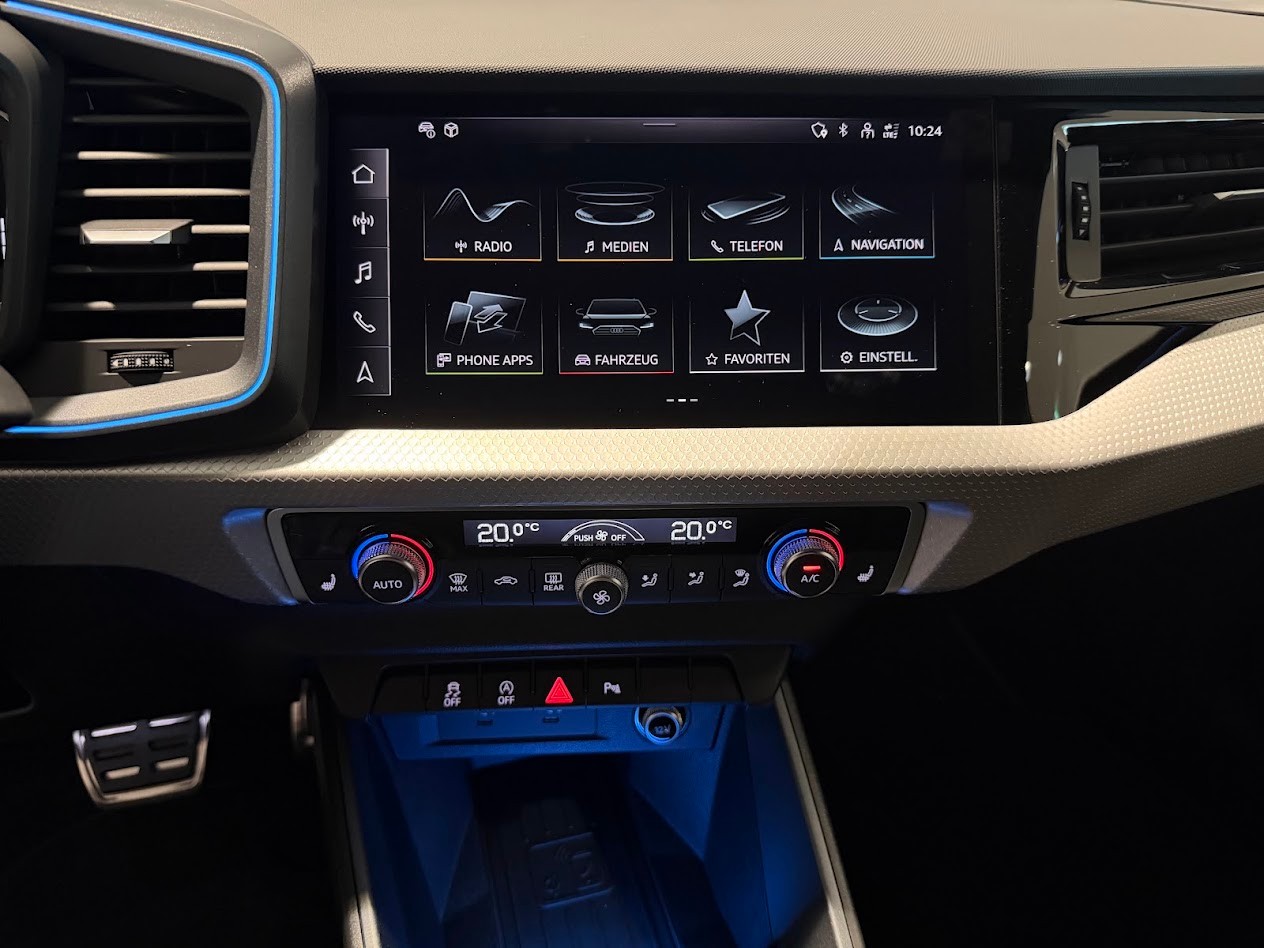 AUDI A1 Sportback 35 TFSI S Line S-tronic-image-8