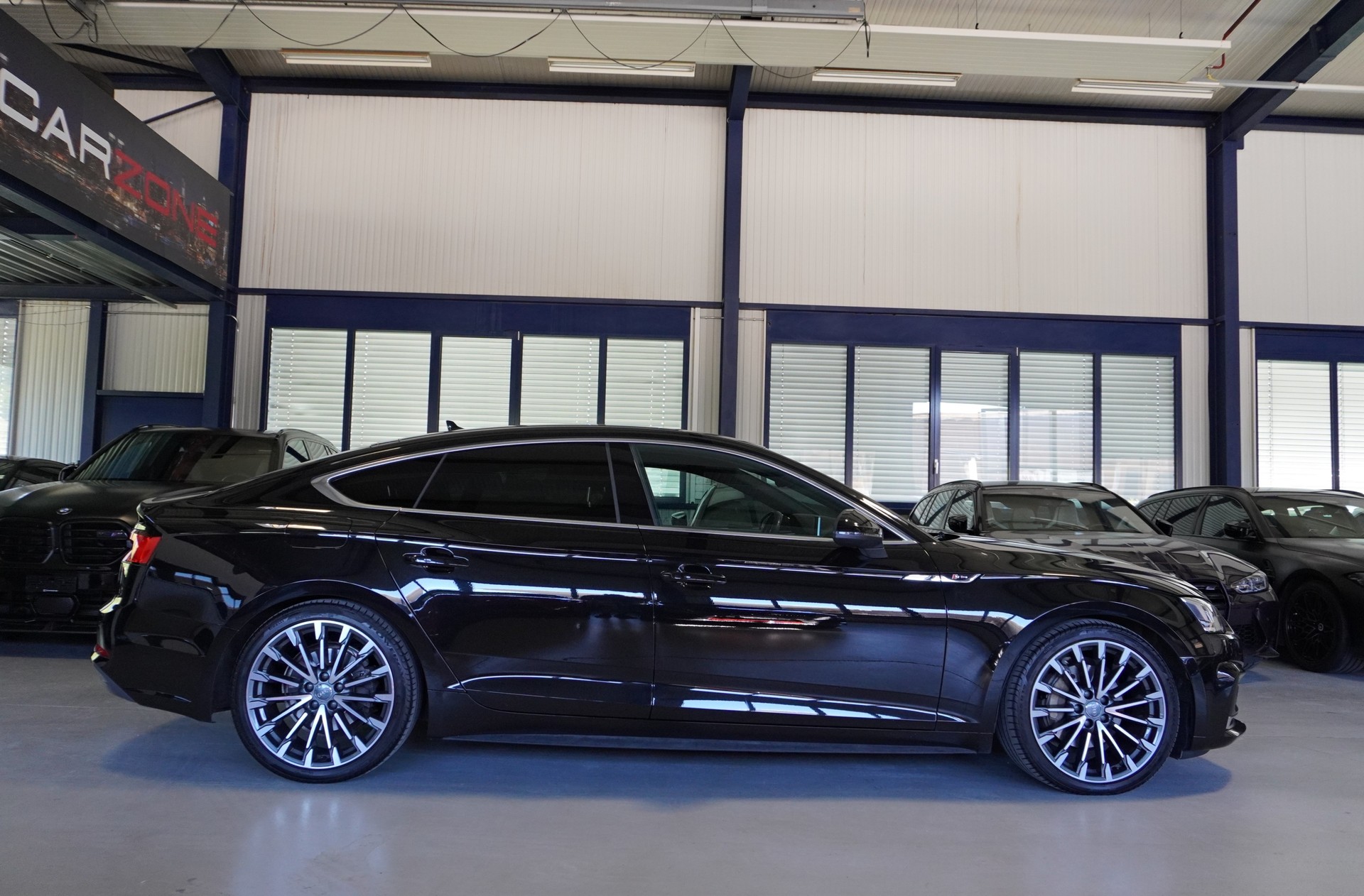 AUDI A5 Sportback 3.0 TDI Sport quattro S-tronic S LINE-image-2