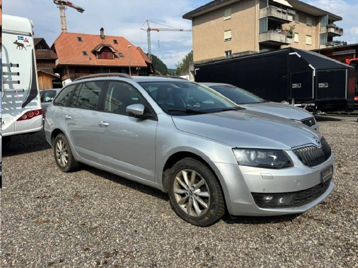 SKODA Octavia Combi 2.0 TDI Ambition 4x4 DSG-image-3