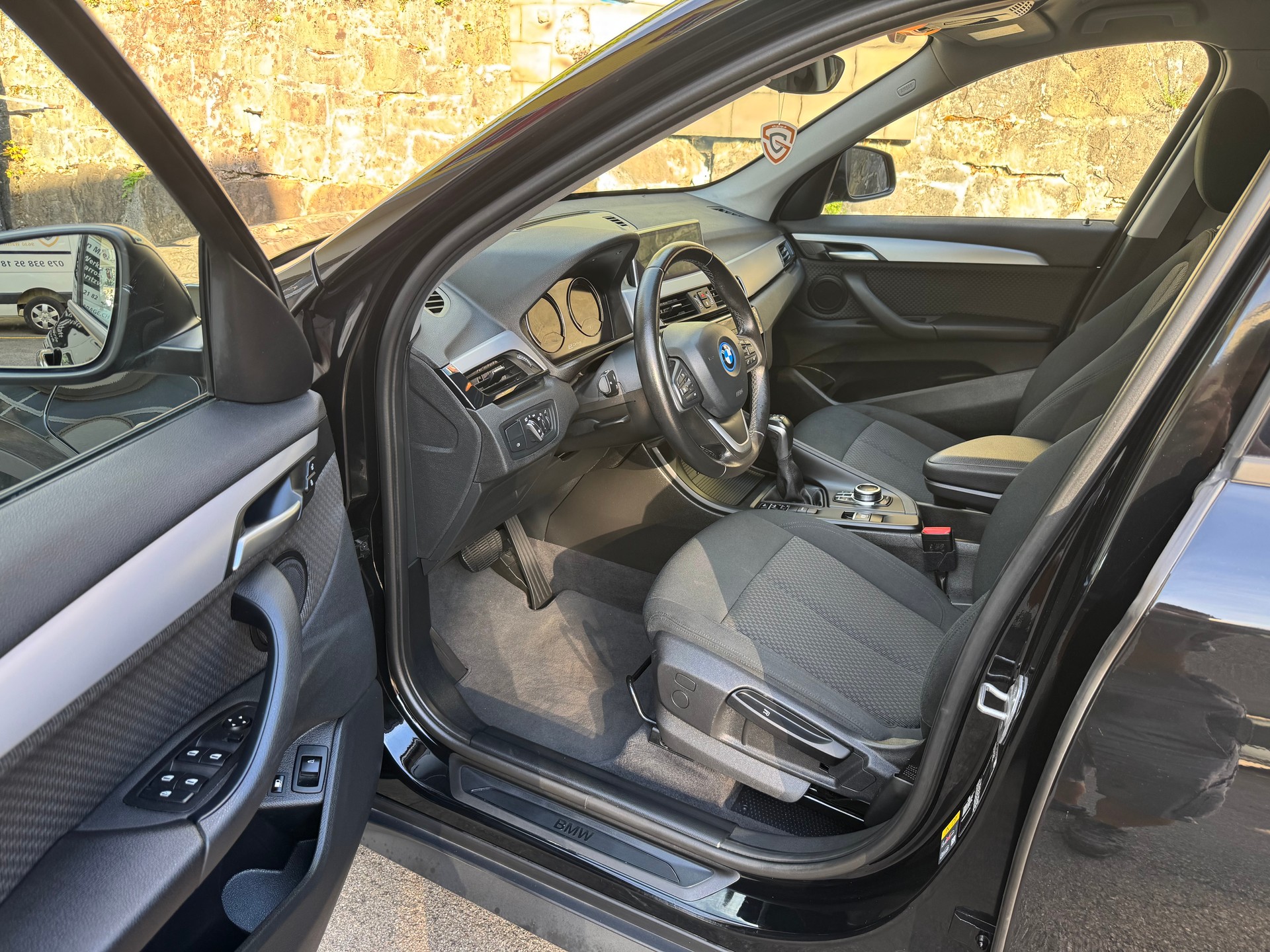 BMW X1 xDrive 25e Steptronic-image-9