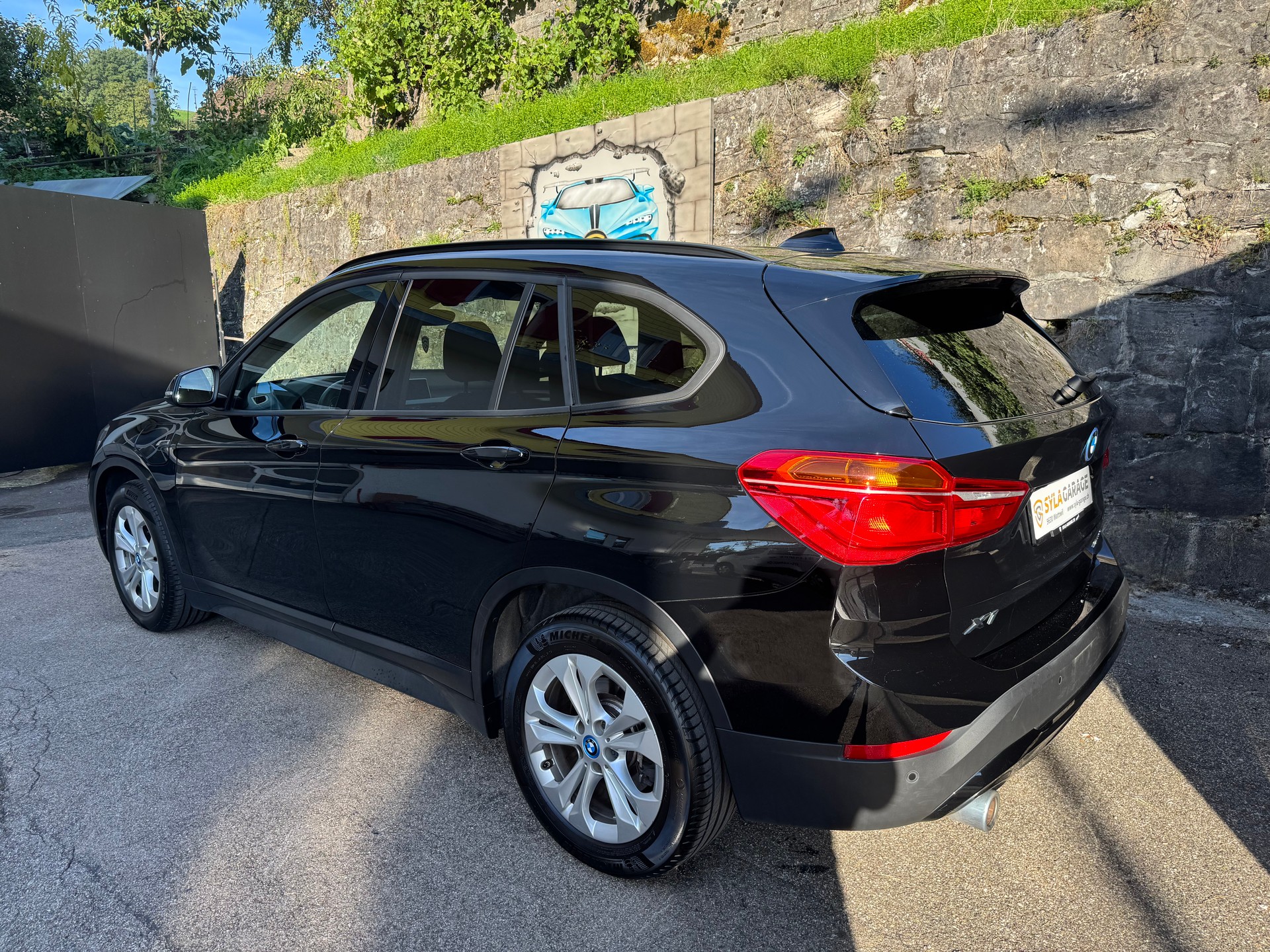 BMW X1 xDrive 25e Steptronic-image-5