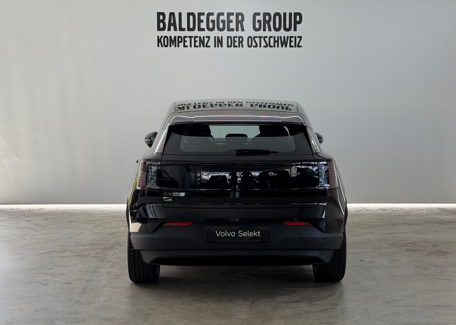 VOLVO EX 30 E60 Twin Ultra Performanc-image-7