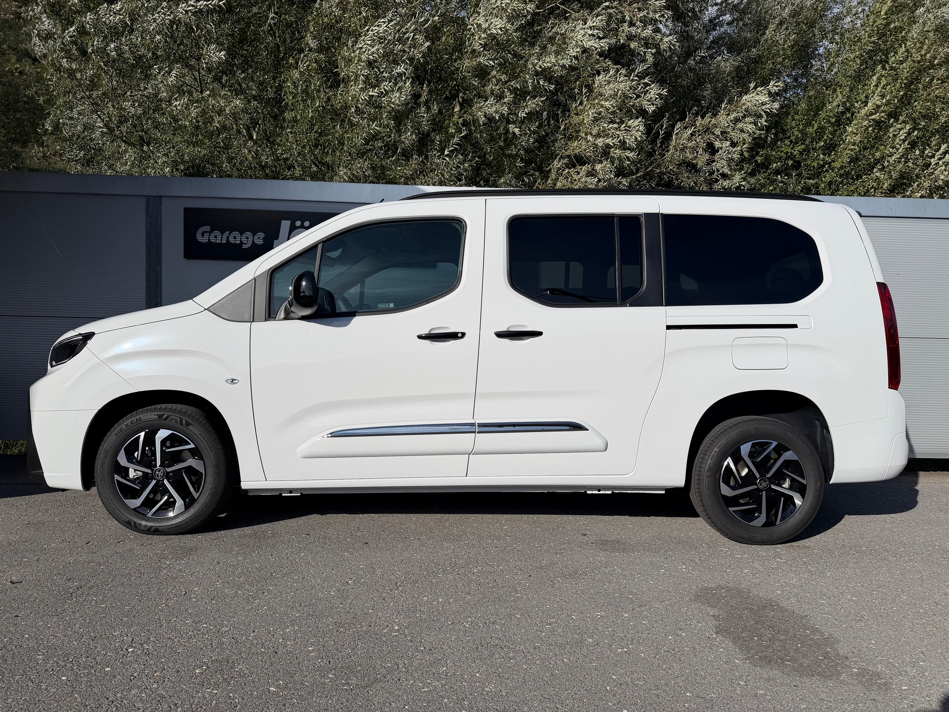TOYOTA Proace City Verso L2 1.5 HDi 130 Trend-image-2