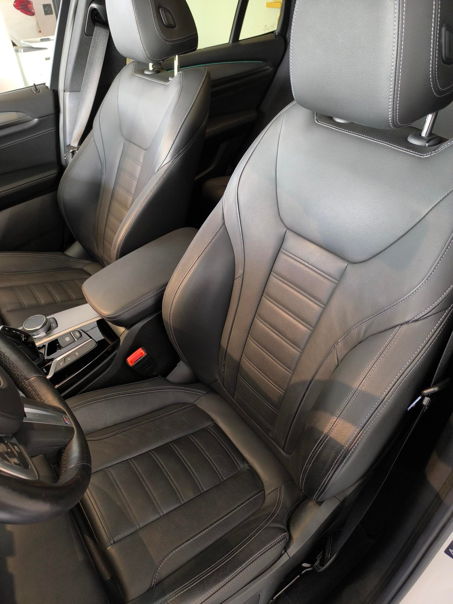 BMW 30d xDrive SAG-image-8