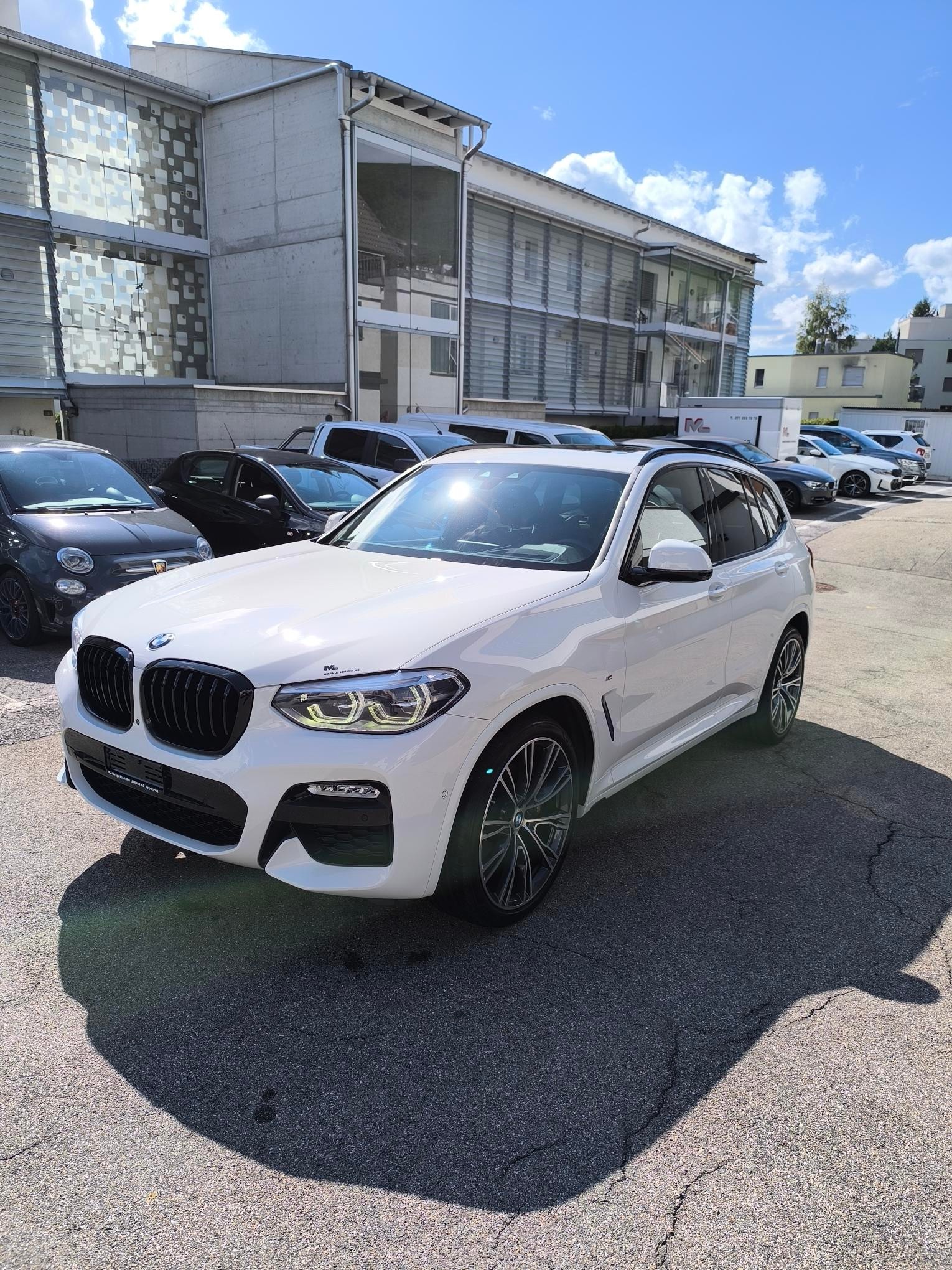 BMW 30d xDrive SAG-image-0