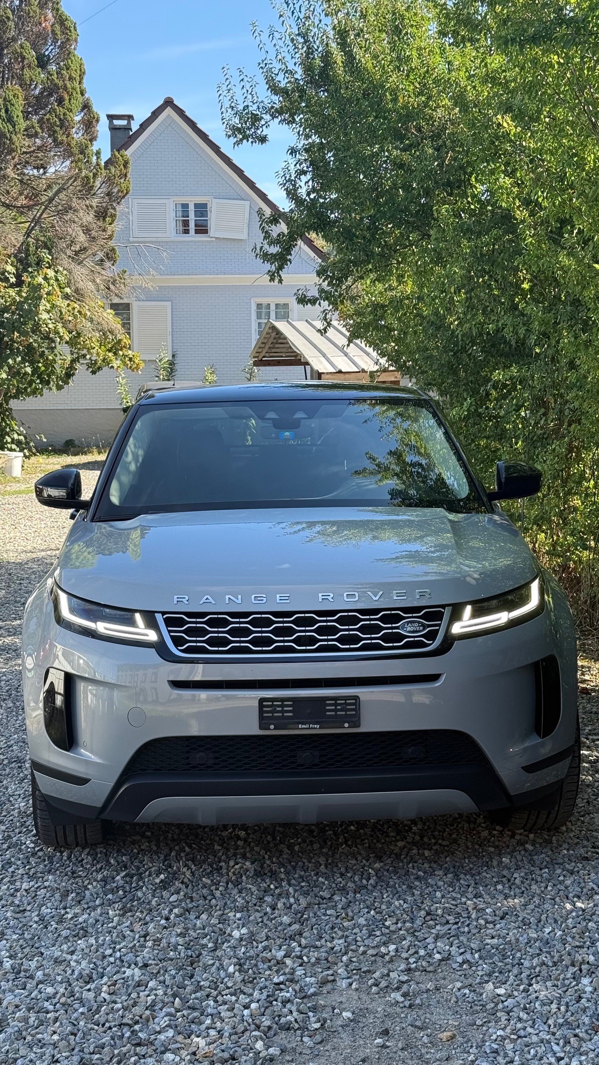 LAND ROVER Range Rover Evoque R-Dynamic D 180 SE AT9-image-1