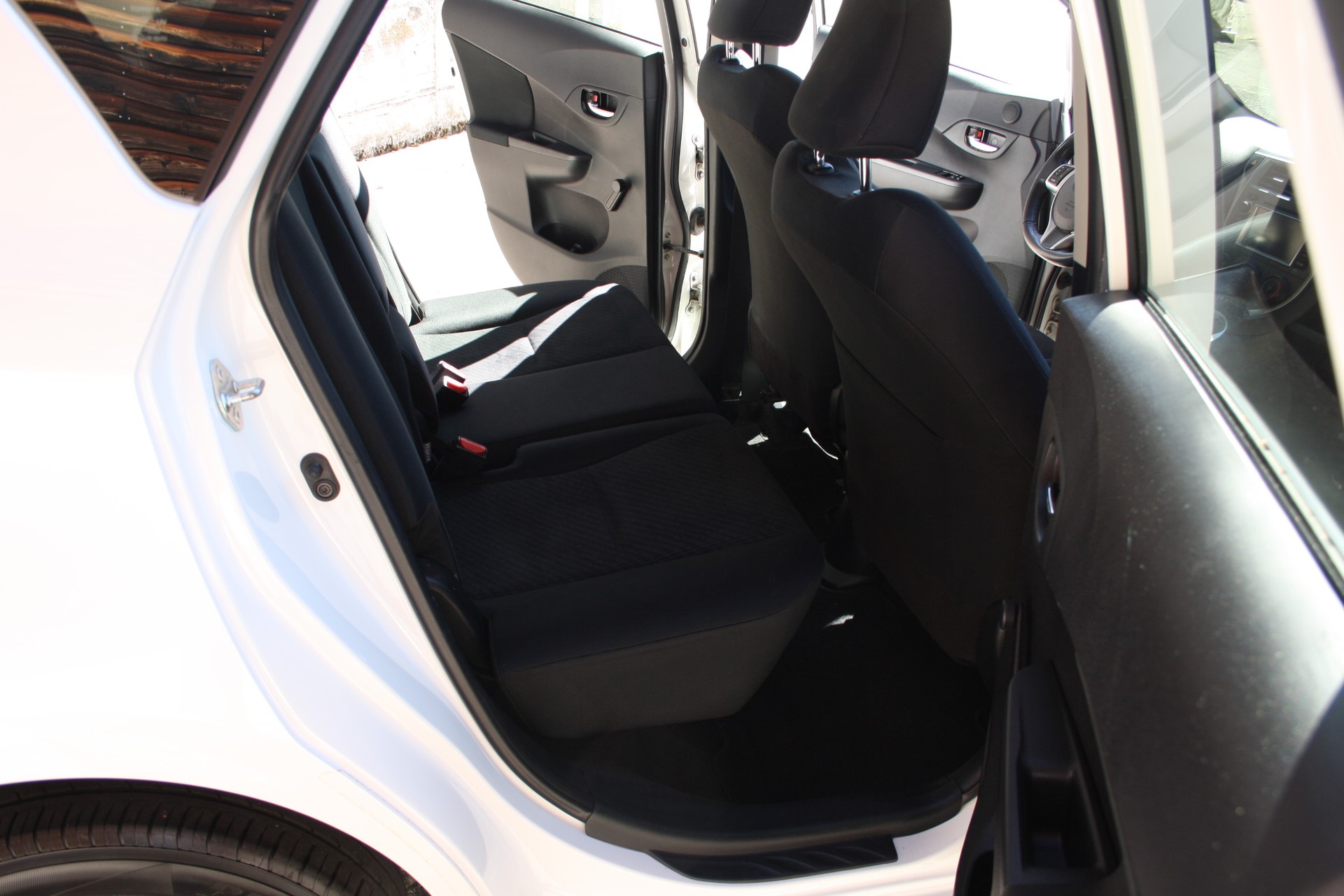 TOYOTA Verso-S 1.33 Linea Luna-image-13