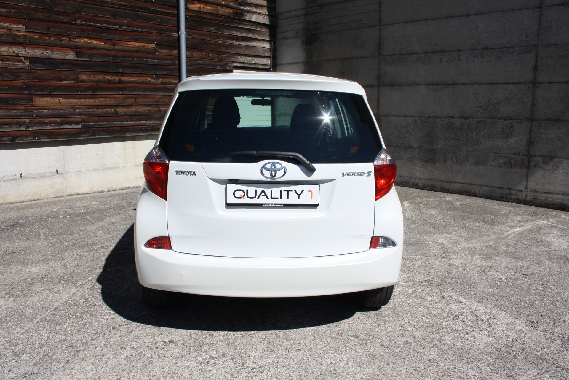 TOYOTA Verso-S 1.33 Linea Luna-image-5