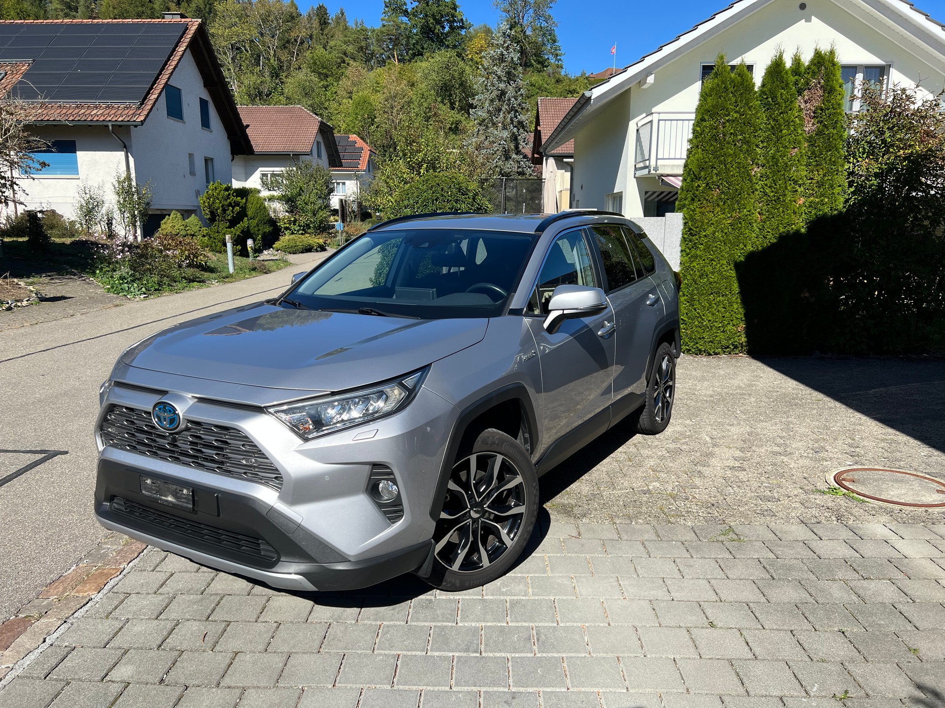 TOYOTA 2.5 HEV Style FWD-image-0