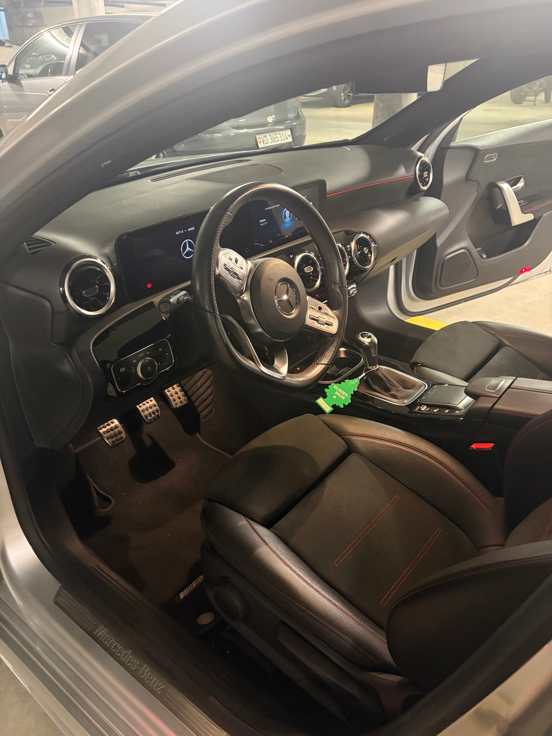 MERCEDES-BENZ Mercedes-Benz Classe A 200 – AMG Line – 2021-image-5