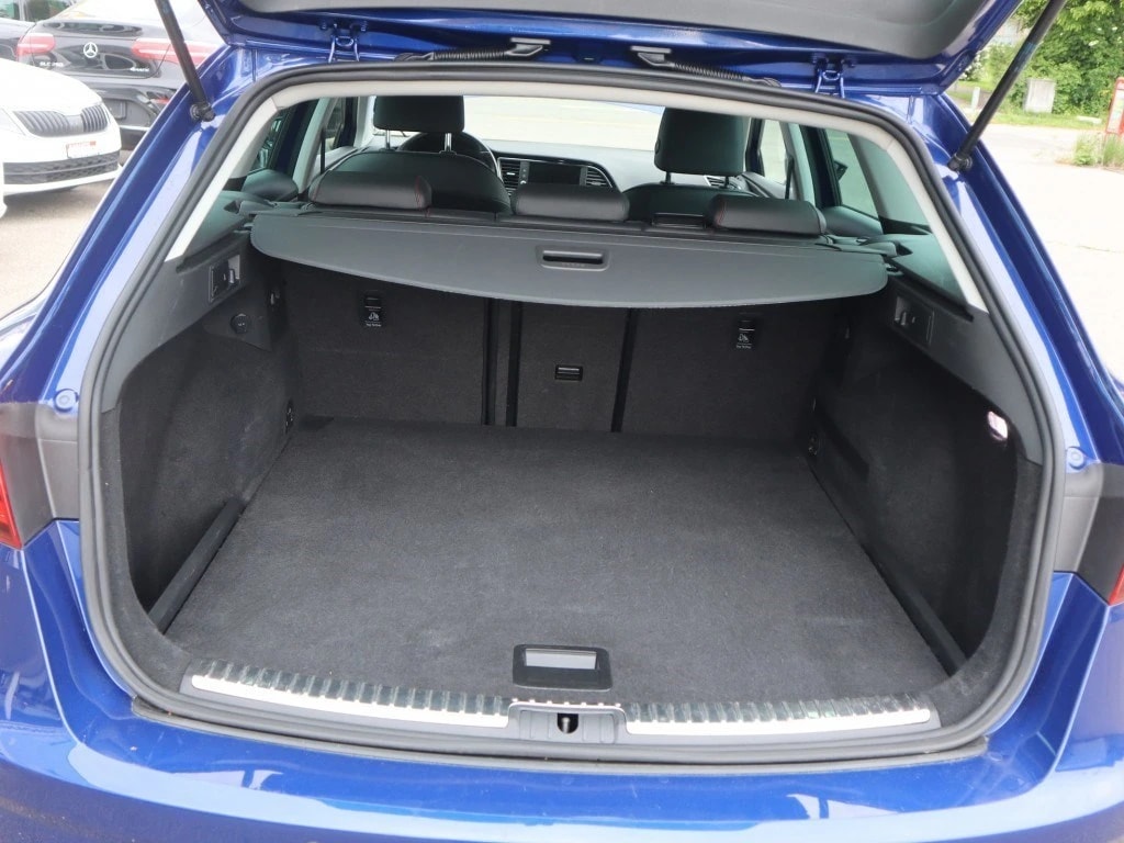 SEAT Leon ST 2.0 TDI CR FR 4Drive DSG ** Voll-Leder Ausstattung ** Navi ** Ab MFK & Service **-image-4