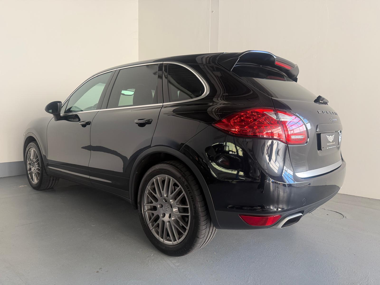 PORSCHE Cayenne Diesel-image-9