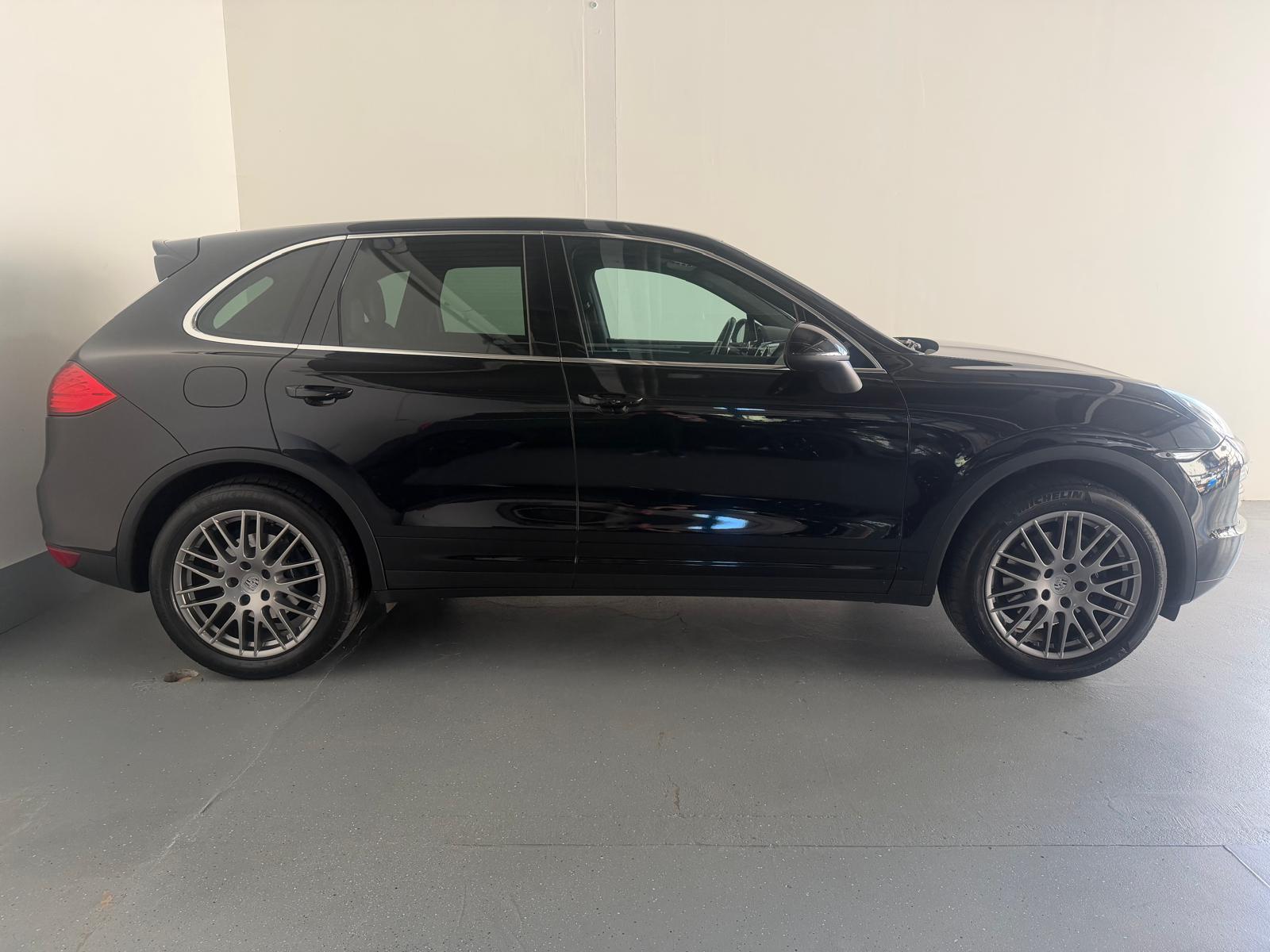 PORSCHE Cayenne Diesel-image-5