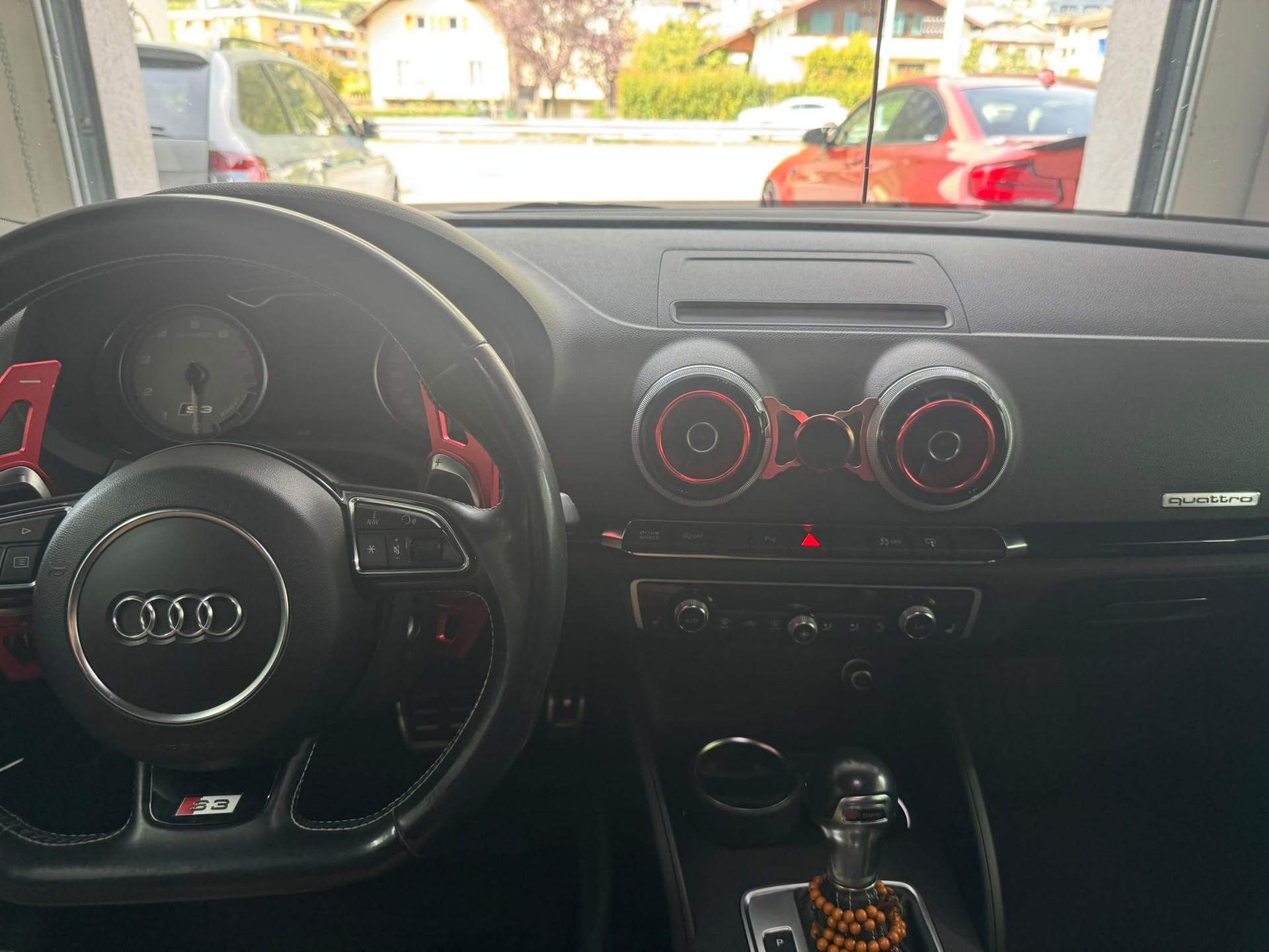 AUDI S3 Sportback 2.0 TFSI quattro S-tronic-image-8