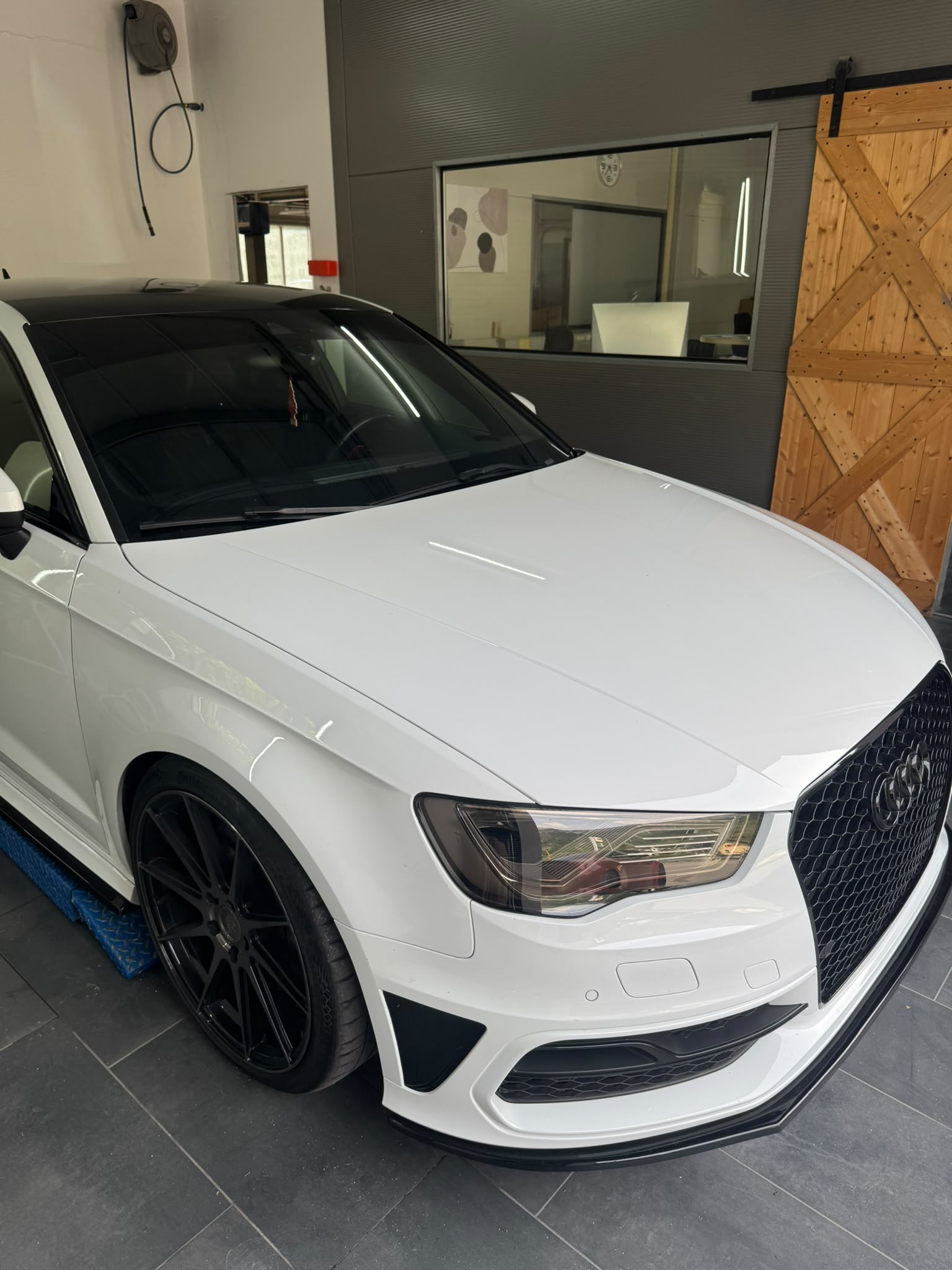 AUDI S3 Sportback 2.0 TFSI quattro S-tronic-image-1