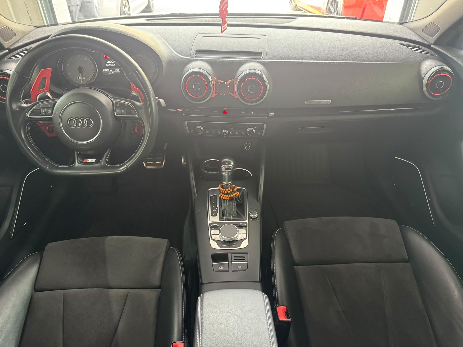 AUDI S3 Sportback 2.0 TFSI quattro S-tronic-image-6