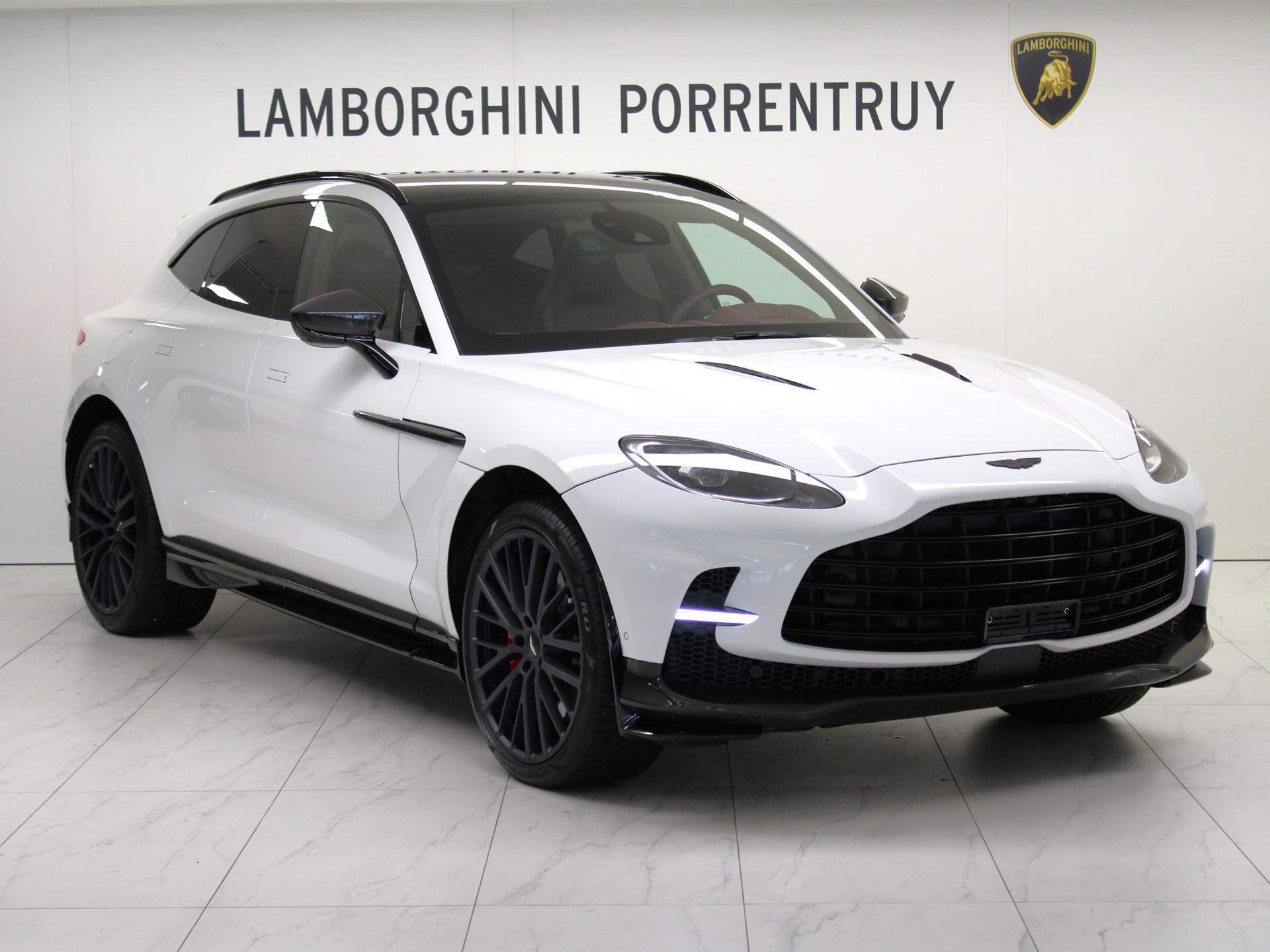 ASTON MARTIN DBX 4.0 V8 707-image-0