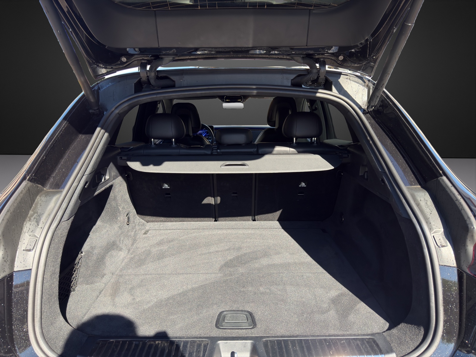 MERCEDES-BENZ EQE SUV 350 4 Matic Executive Edition-image-14