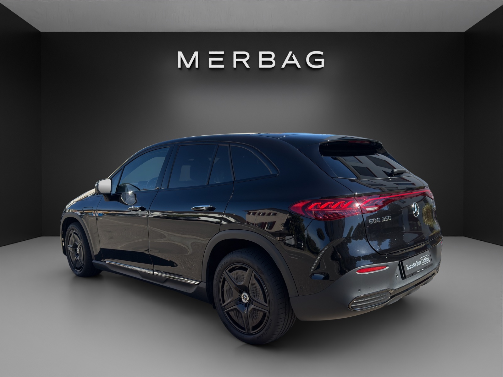 MERCEDES-BENZ EQE SUV 350 4 Matic Executive Edition-image-4