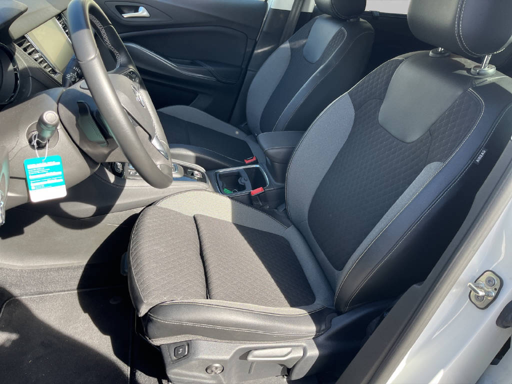 OPEL Grandland X 1.6 T PHEV Excellence-image-4