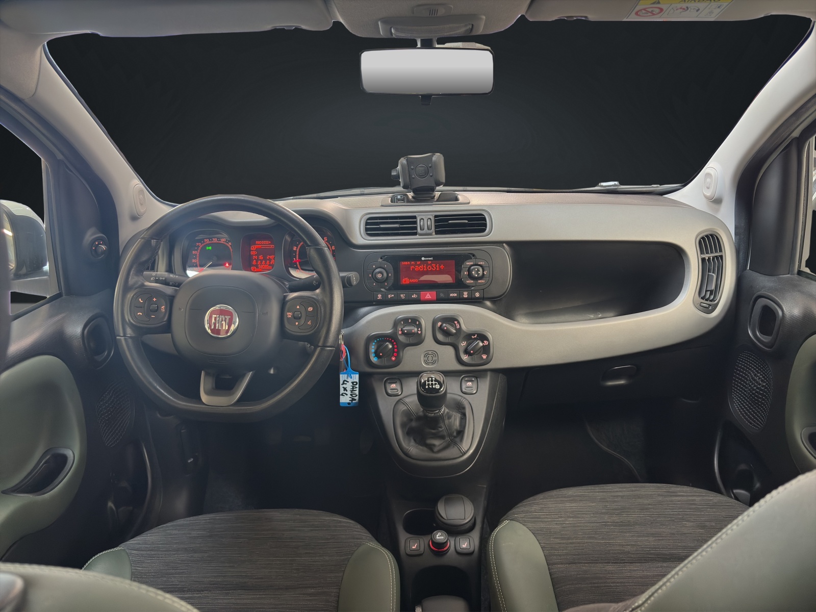 FIAT Panda 0.9 Twinair Turbo Climbing 4x4-image-10