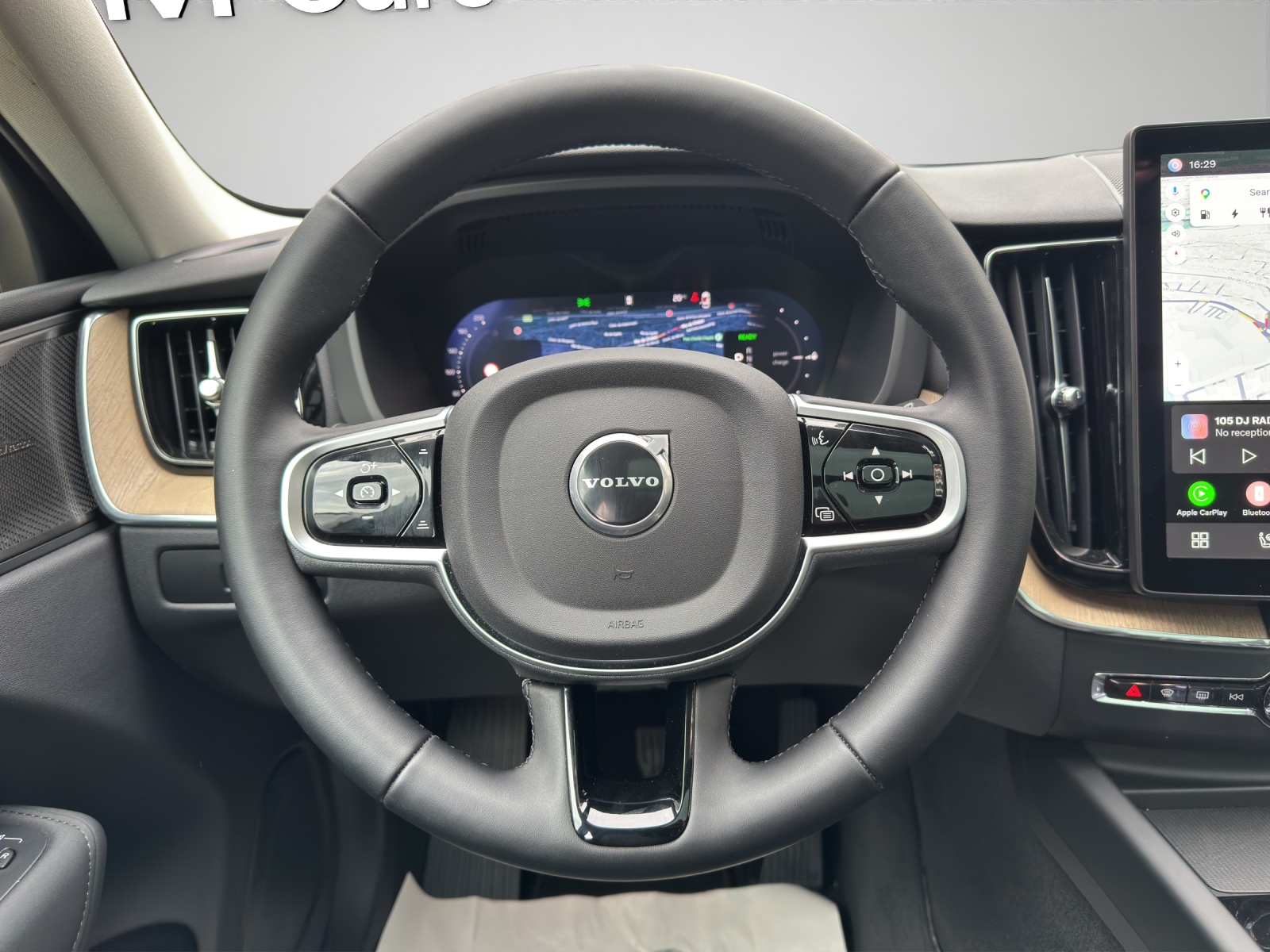 Image VOLVO XC60 XC60 2.0 T6 TE Plus Dark eAWD