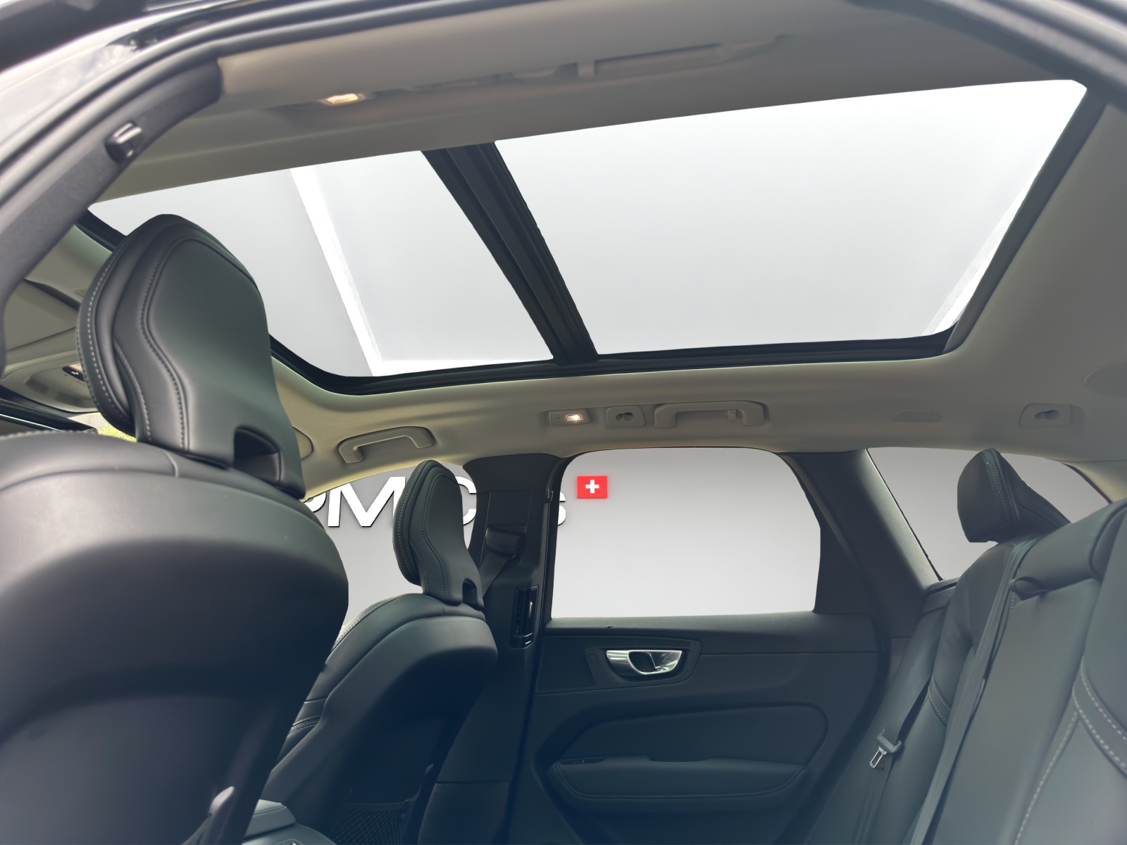 Image VOLVO XC60 XC60 2.0 T6 TE Plus Dark eAWD