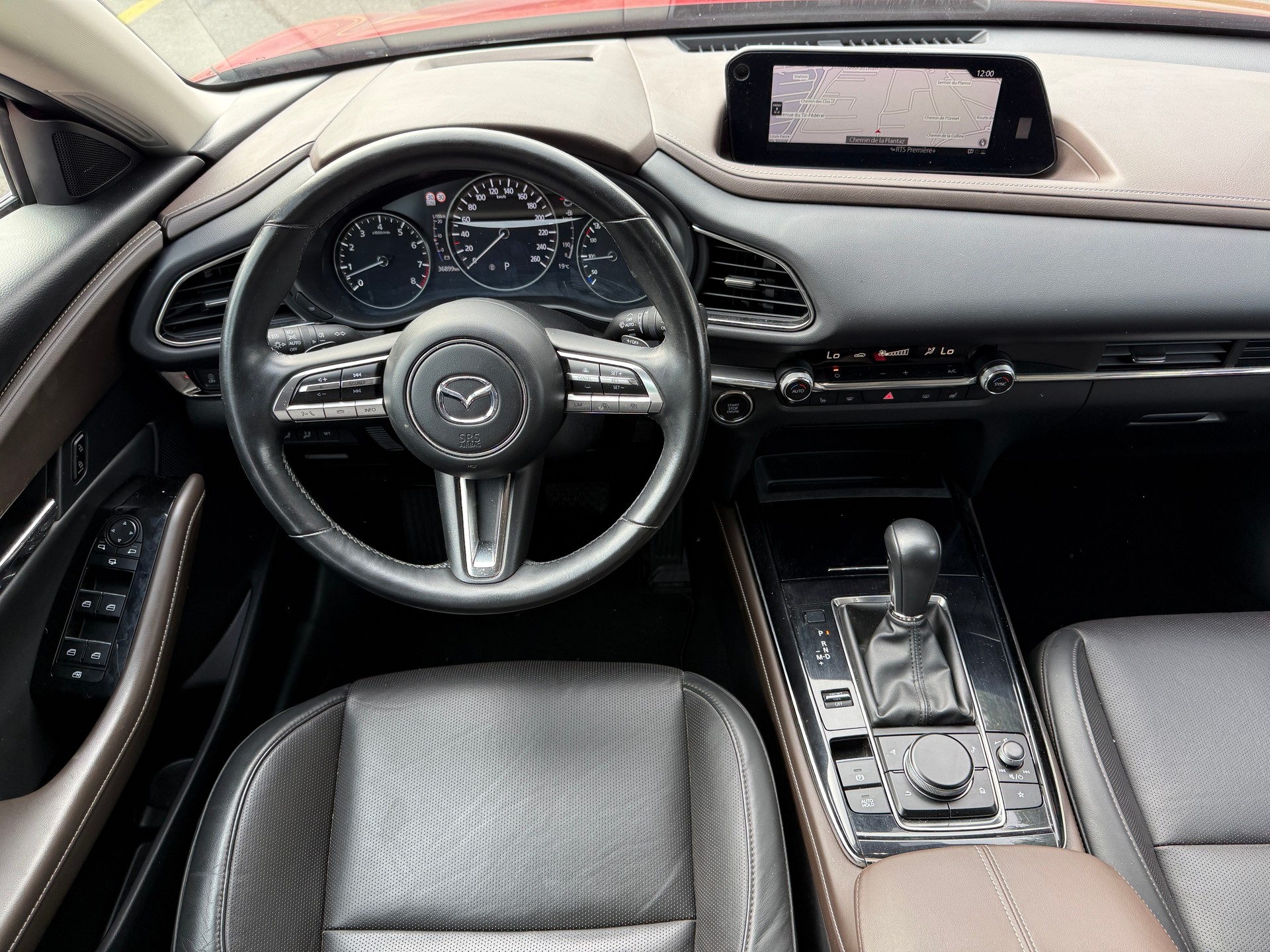MAZDA CX-30 SKYACTIV-X 186 M Hybrid AWD Revolution Automat - CUIR - NAVIGATION - ANDROID AUTO - APPLE CARPLAY-image-18