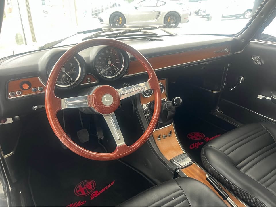 ALFA ROMEO 1750 GTV-image-4