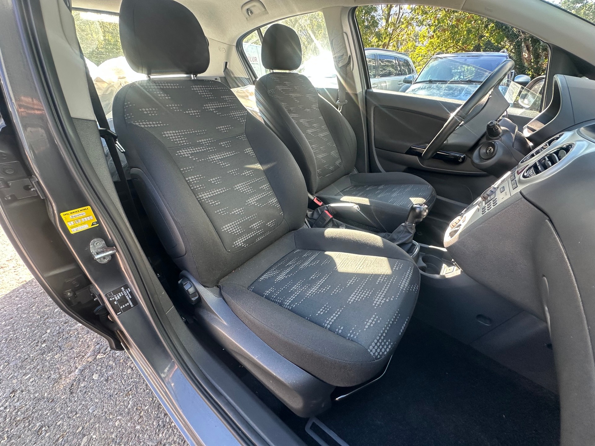 OPEL Corsa 1.4 TP Enjoy-image-8