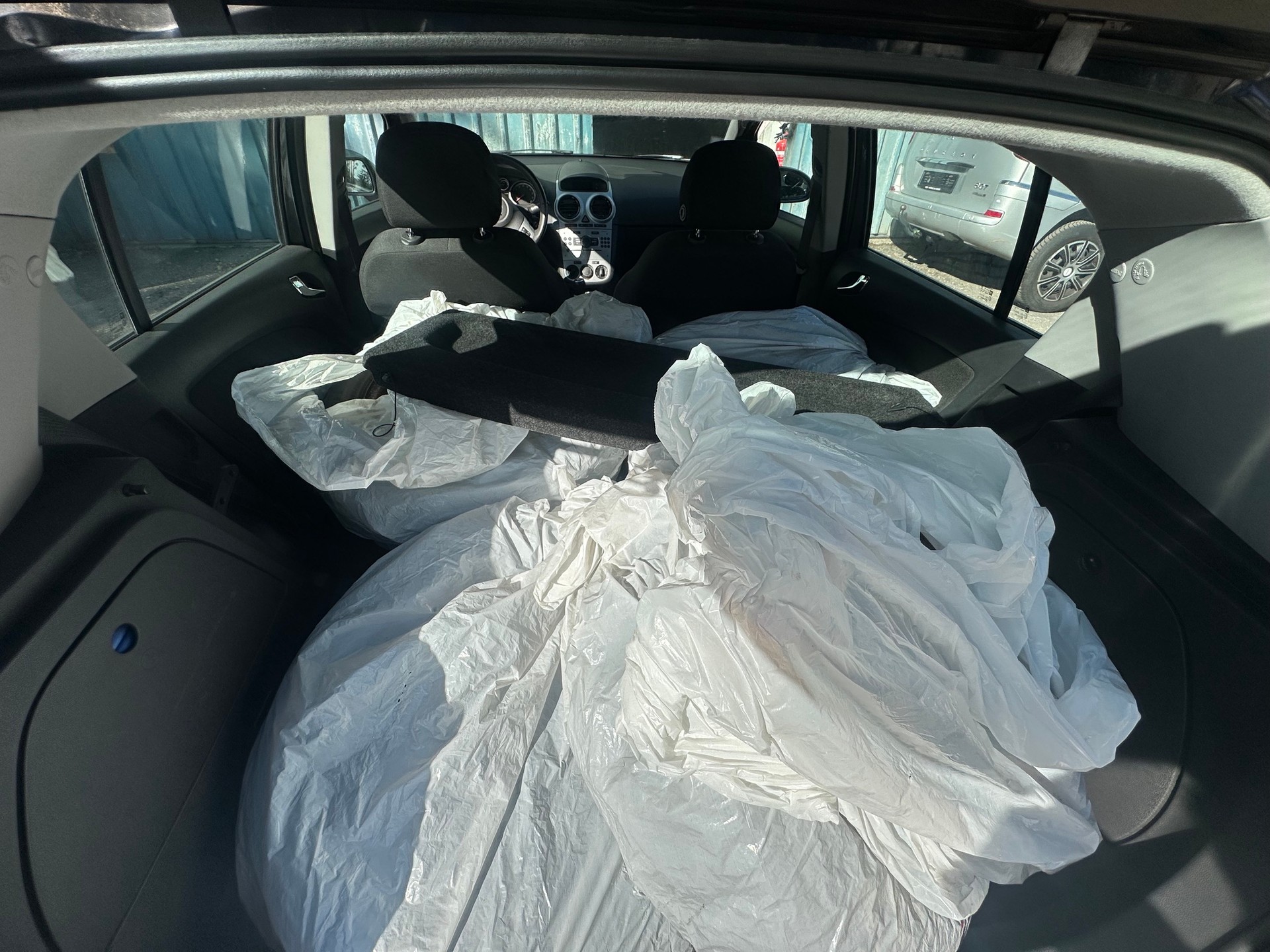 OPEL Corsa 1.4 TP Enjoy-image-11