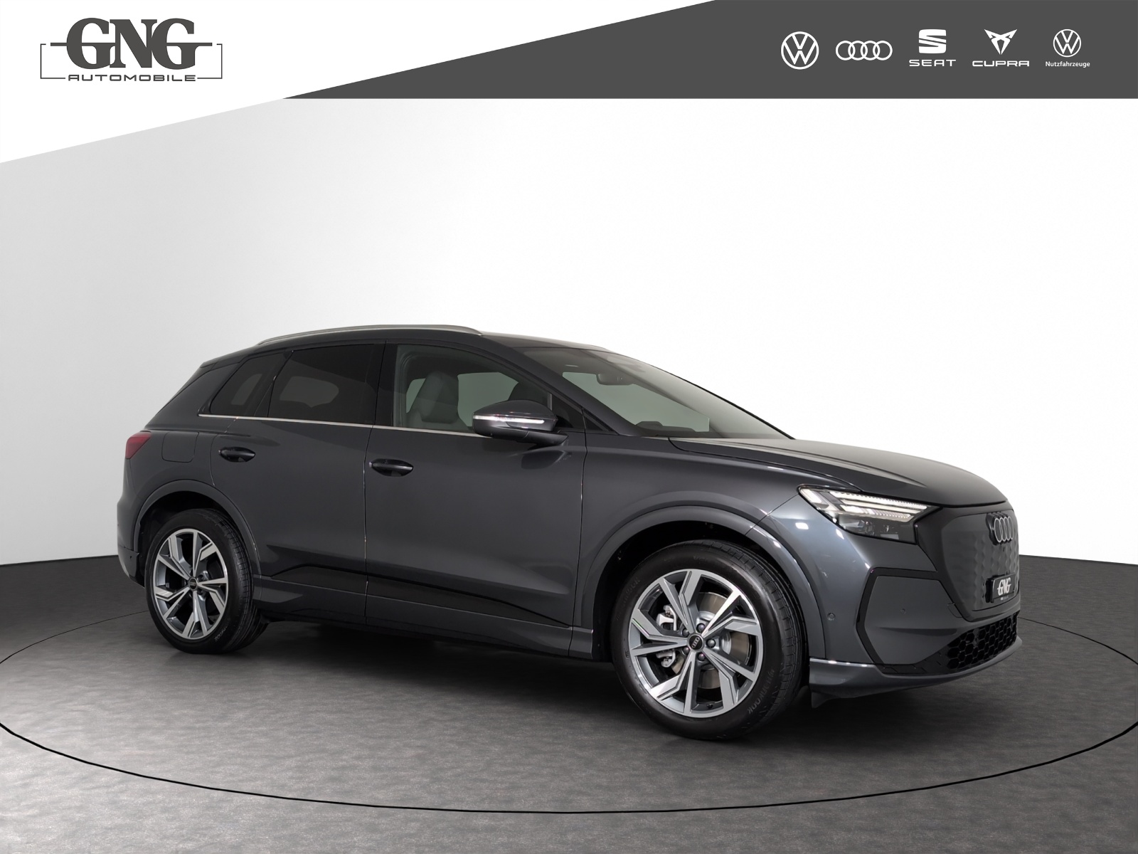 AUDI Q4 e-tron SUV performance Attraction-image-3