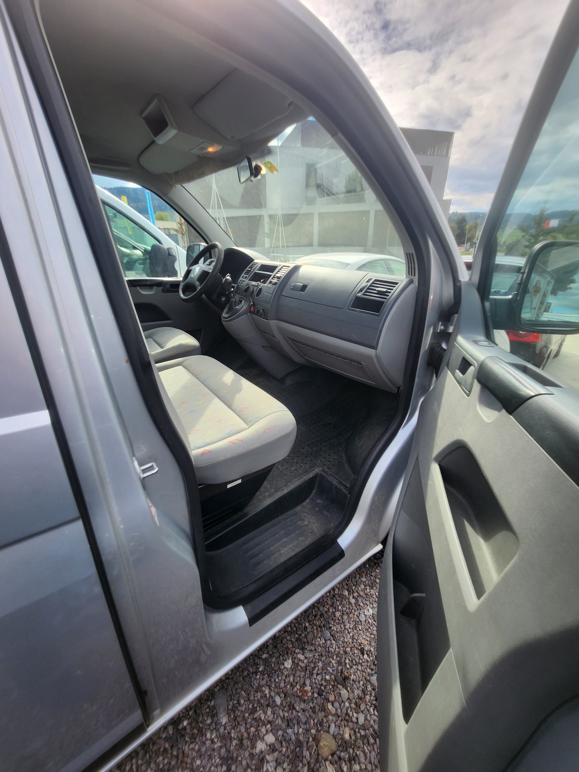 VW T5 Caravelle Comfort 2.5TDI PD 4M-image-9