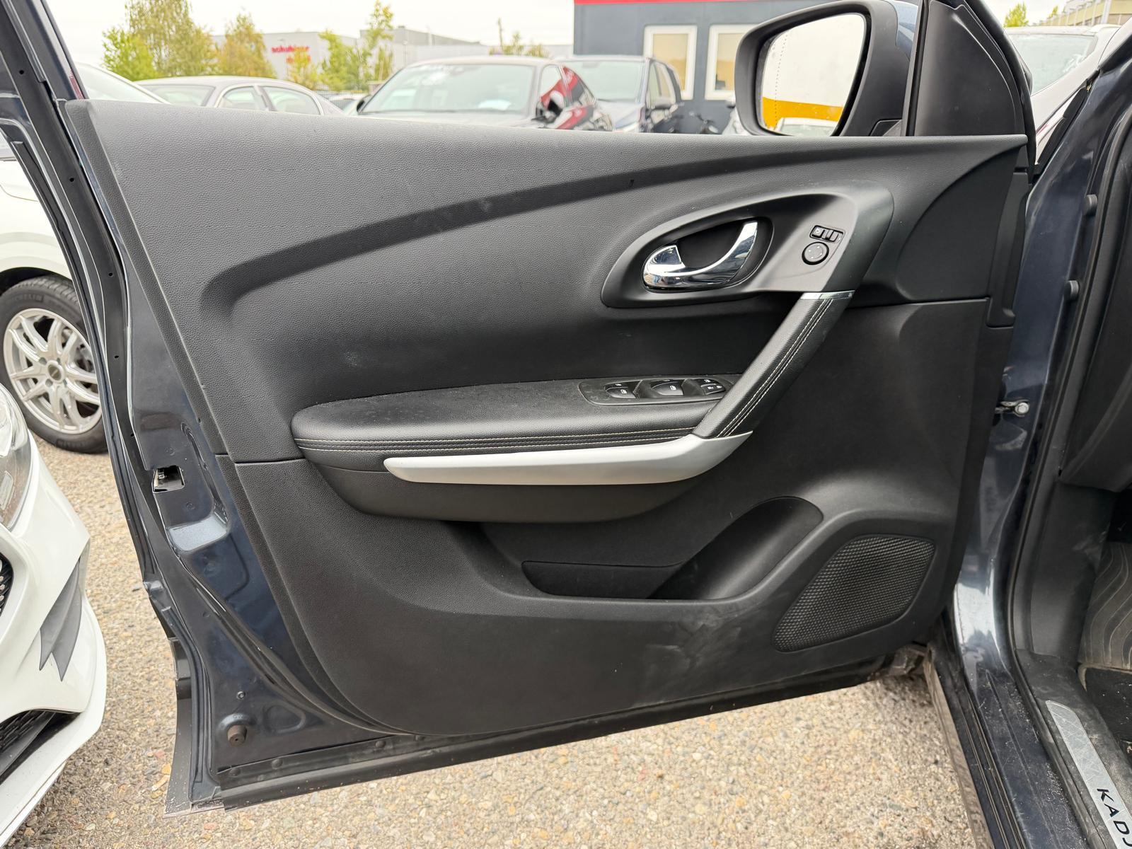 RENAULT Kadjar 1.2 TCe Conquest EDC-image-14