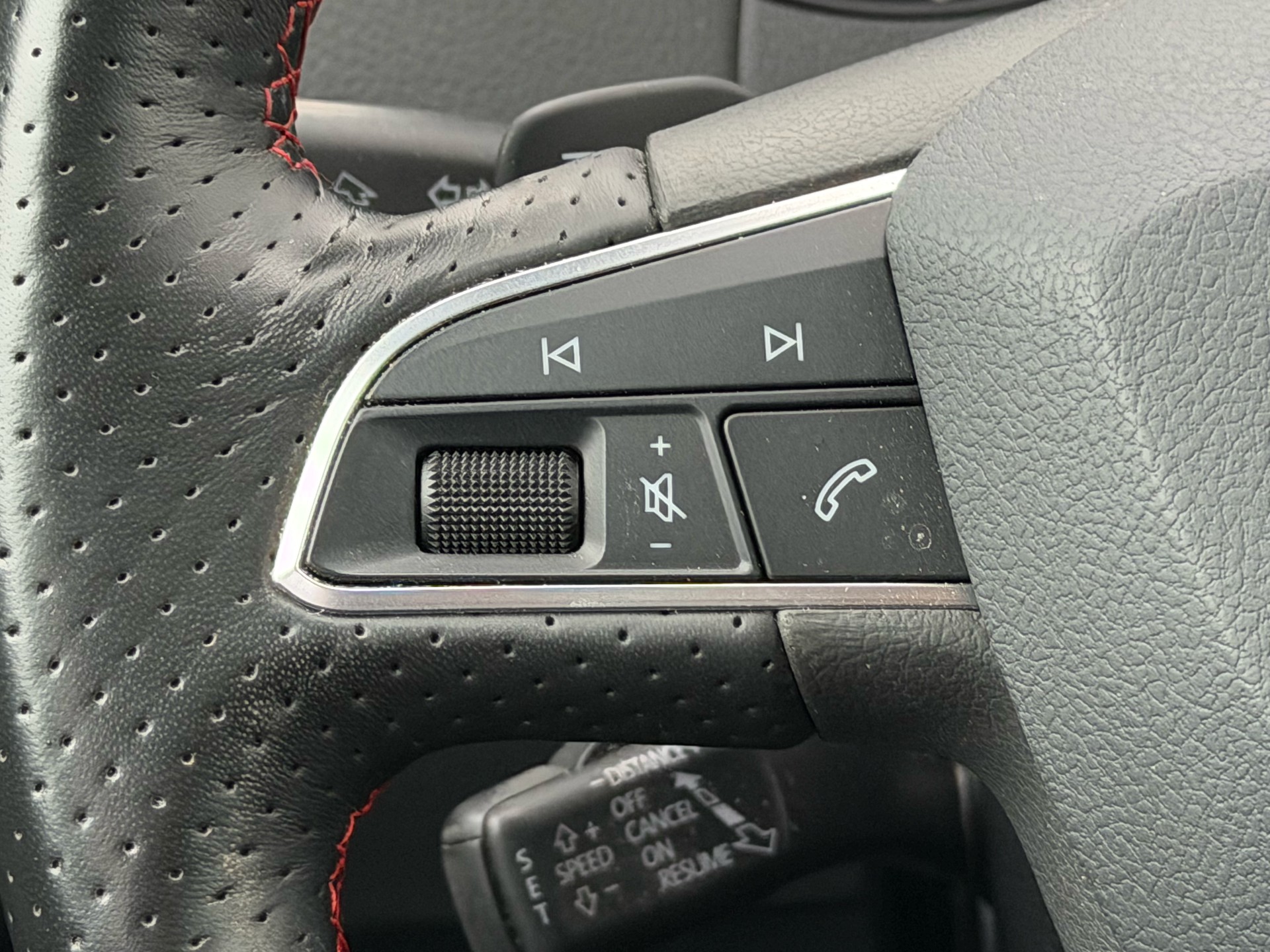 SEAT SEAT ALHAMBRA 1.4 TSI DSG HOLA FR – 7-PLÄTZER-image-15