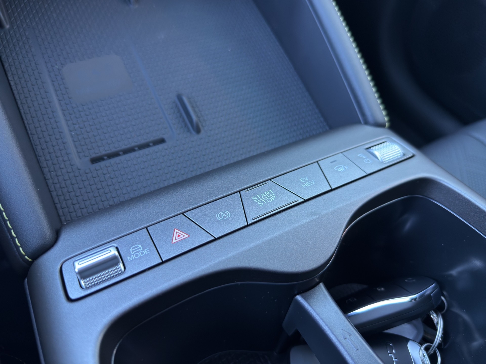 BYD Atto 2 DM-i Boost-image-9