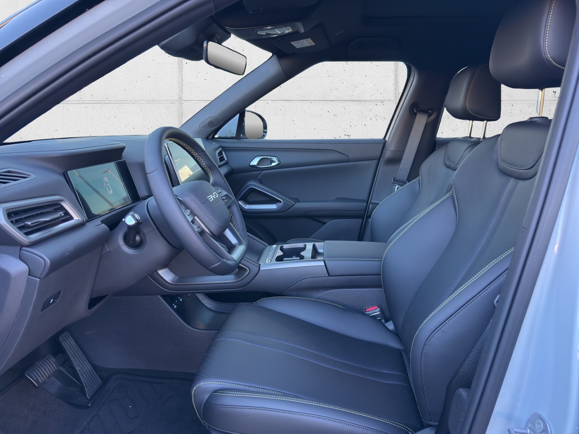 BYD Atto 2 DM-i Boost-image-5