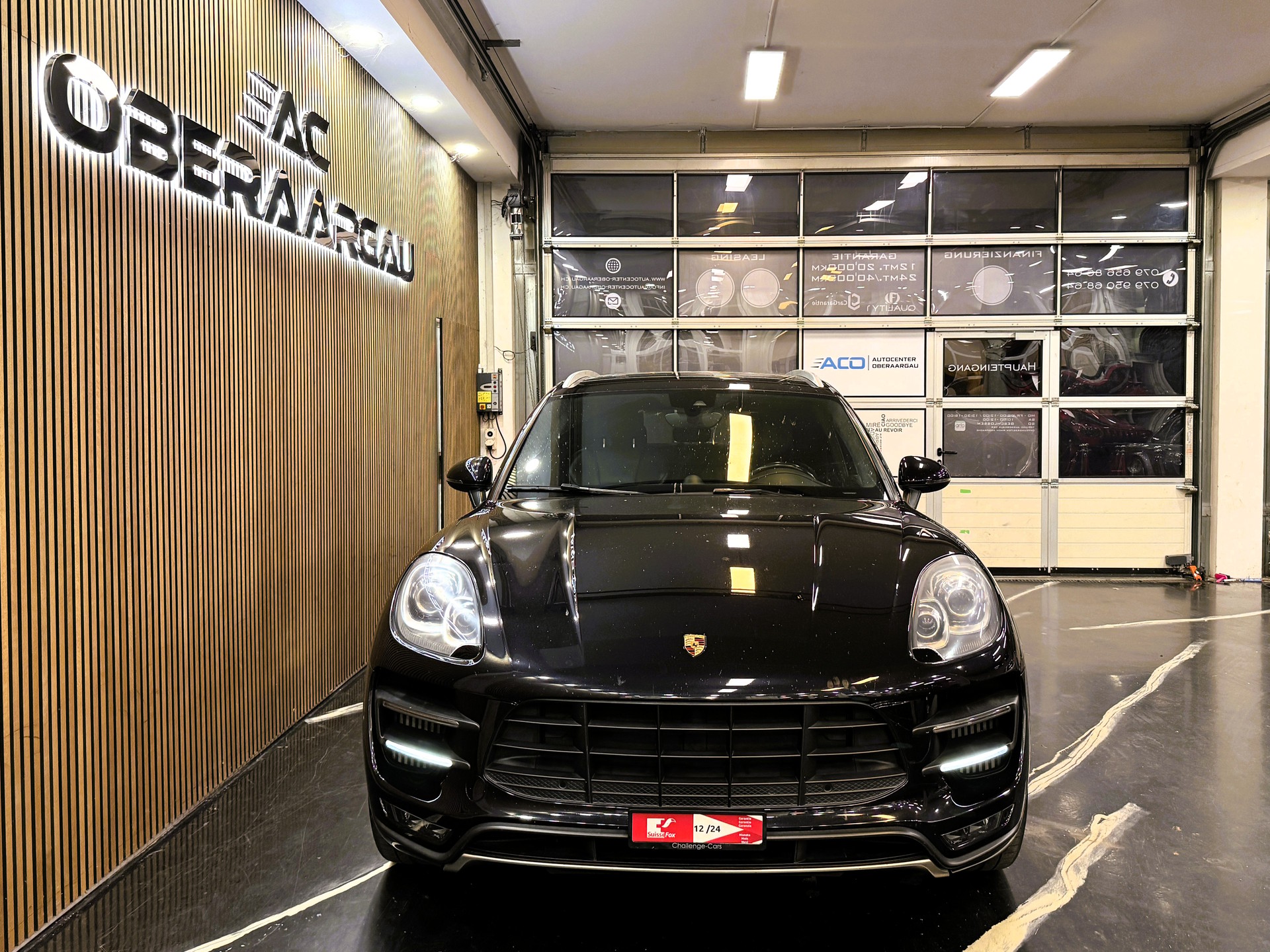 PORSCHE Macan Turbo PDK-image-1