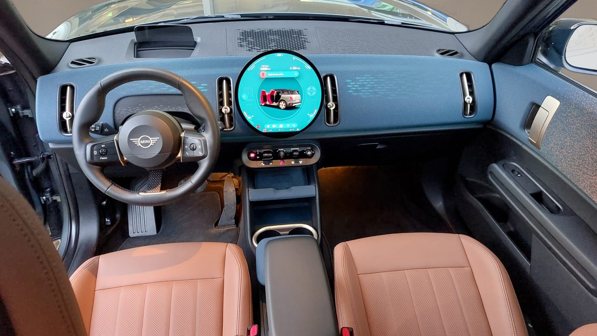 MINI Countryman C-image-13