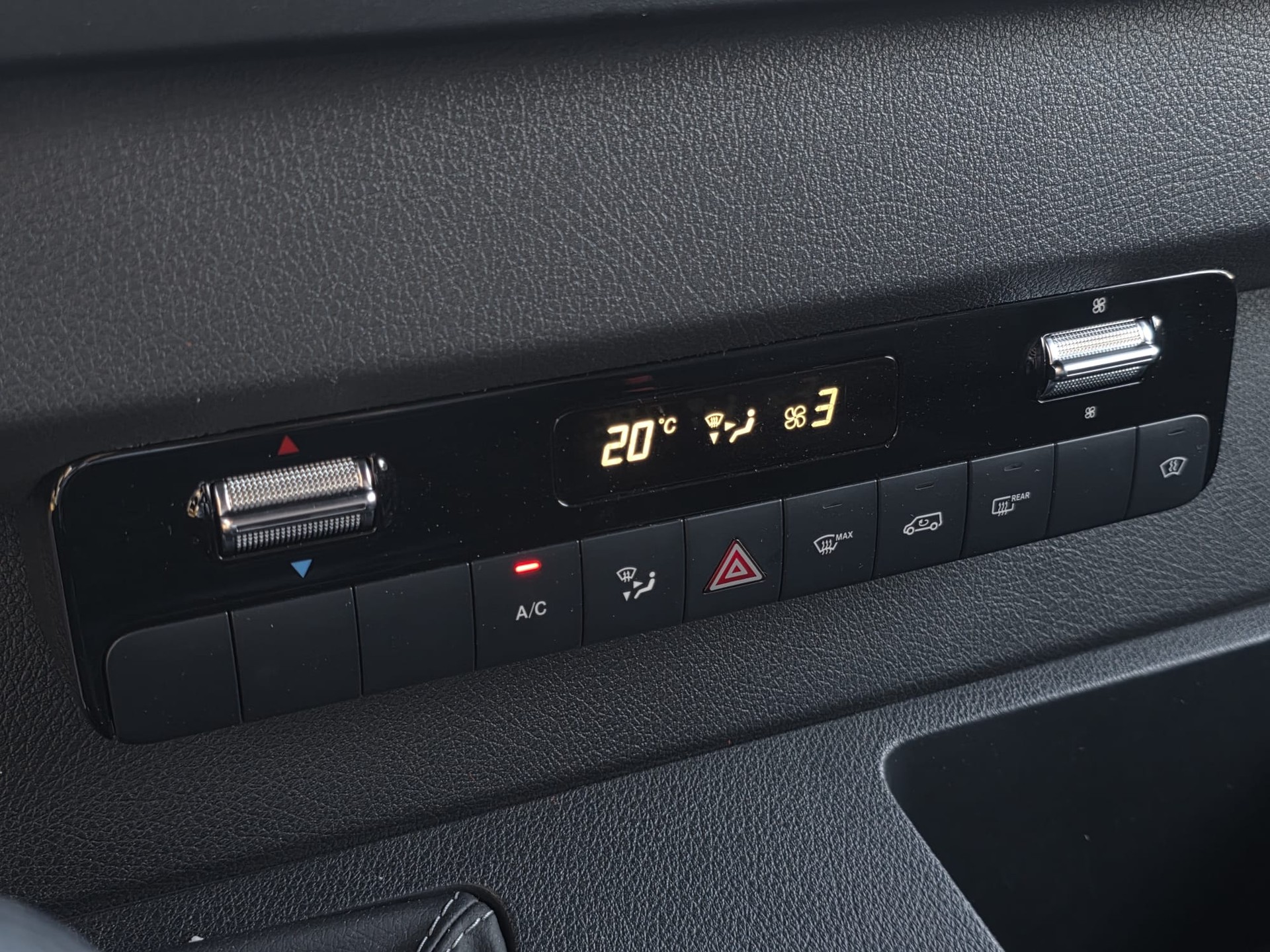 MERCEDES-BENZ Sprinter 315 CDI Standard * CH-Fahrzeug * Top Zustand * Frisch ab Service *-image-11