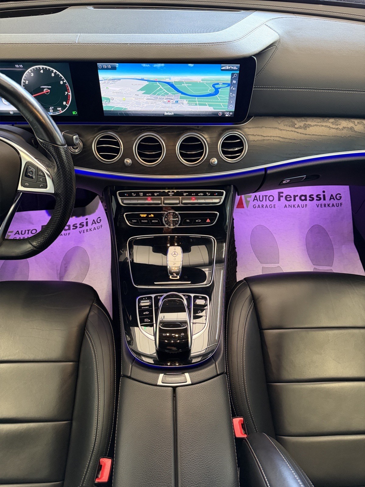 MERCEDES-BENZ E 400 AMG Line 4Matic 9G-Tronic-image-16