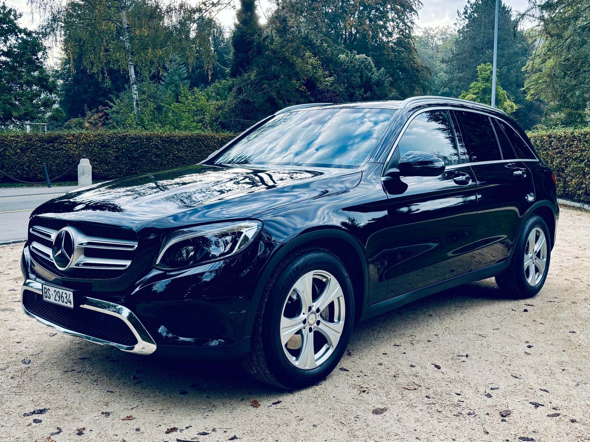 MERCEDES-BENZ GLC 250 d 4m-image-0