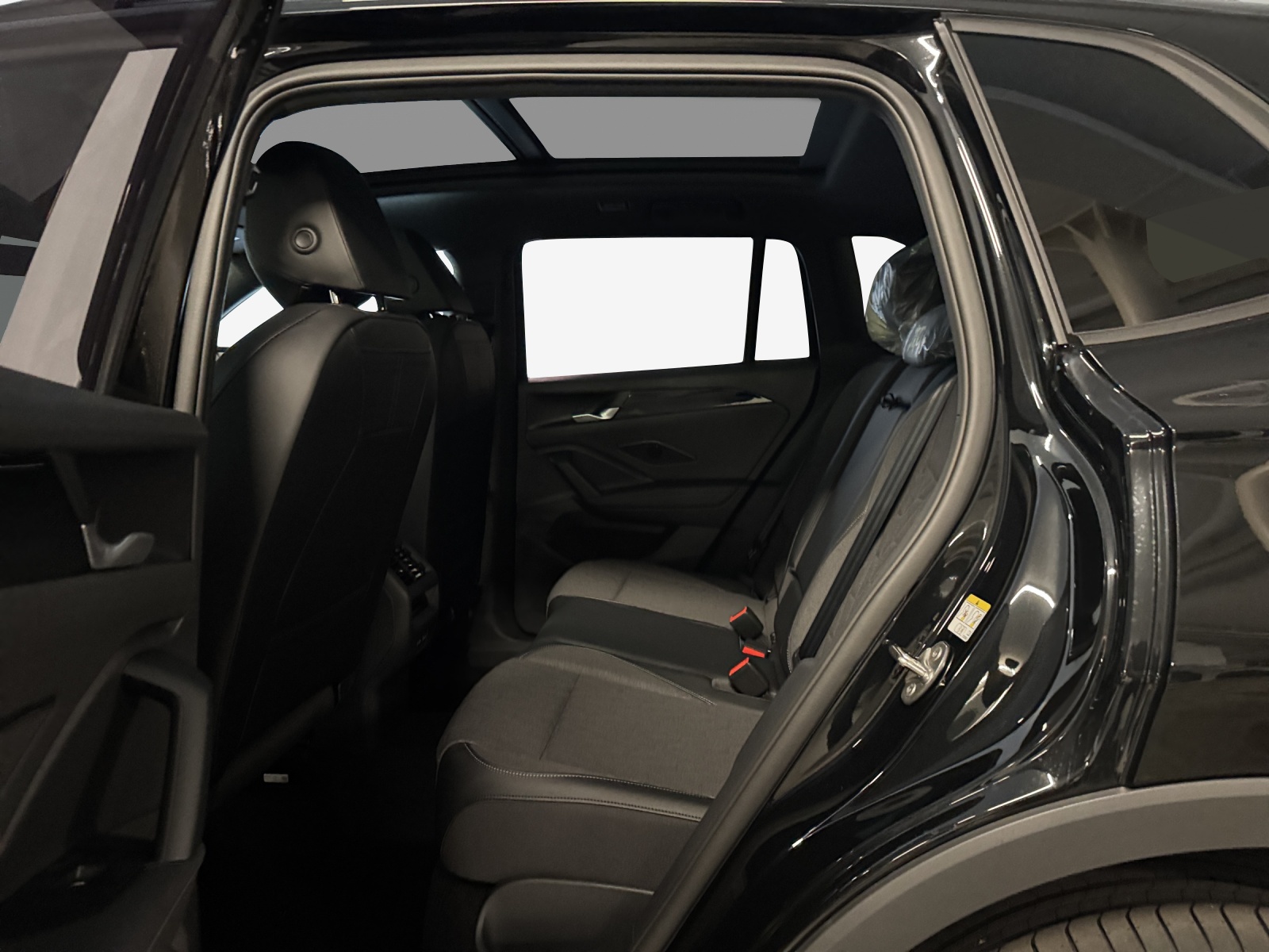 VW Tiguan 2.0 TSI DSG Life 4Motion-image-11