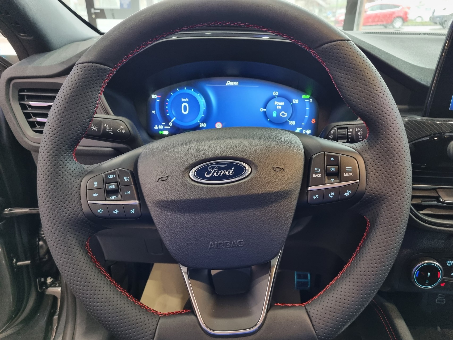 FORD Kuga 2.5 PHEV ST-Line X 2WD-image-9