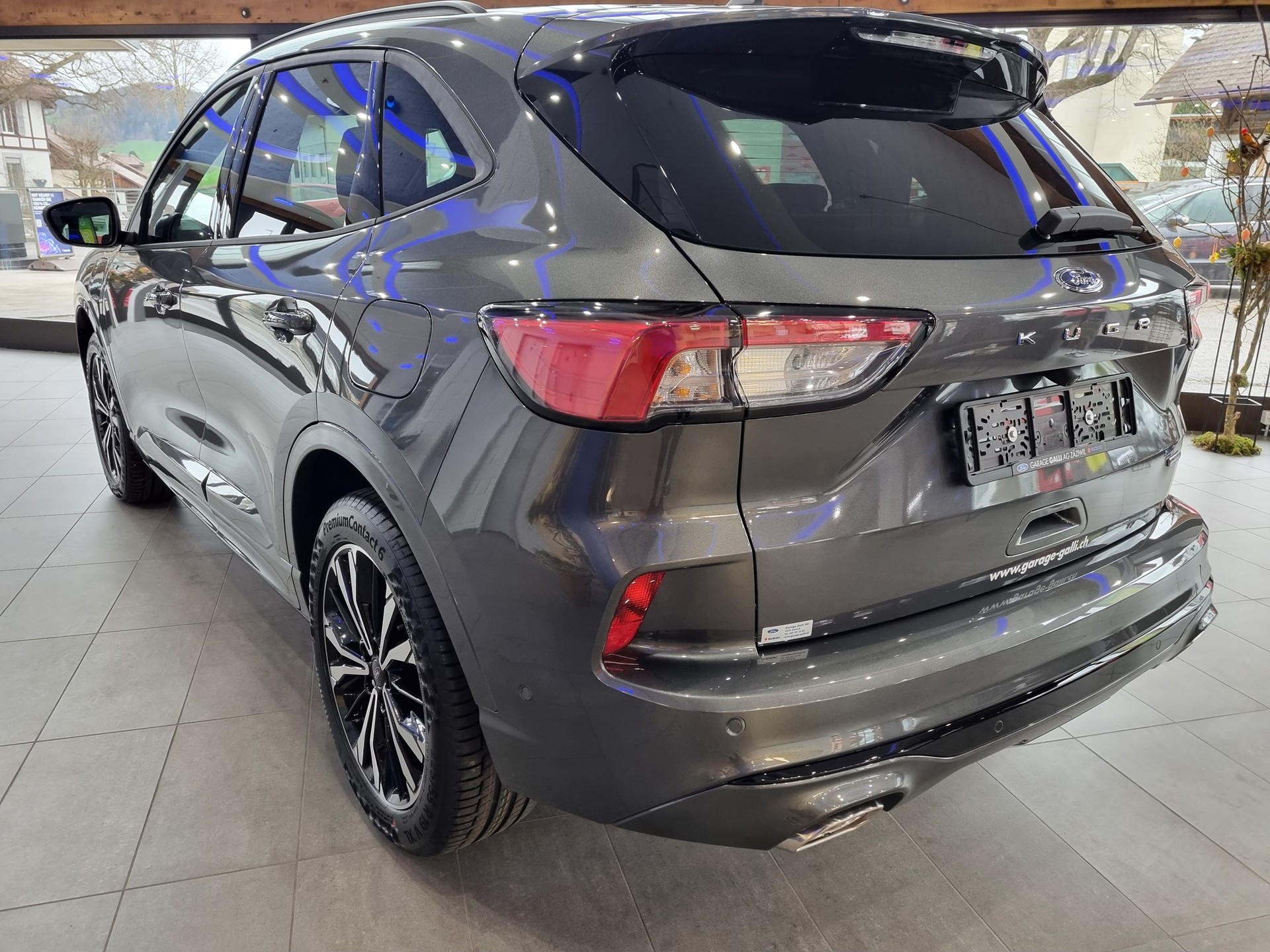 FORD Kuga 2.5 PHEV ST-Line X 2WD-showroom-element-2