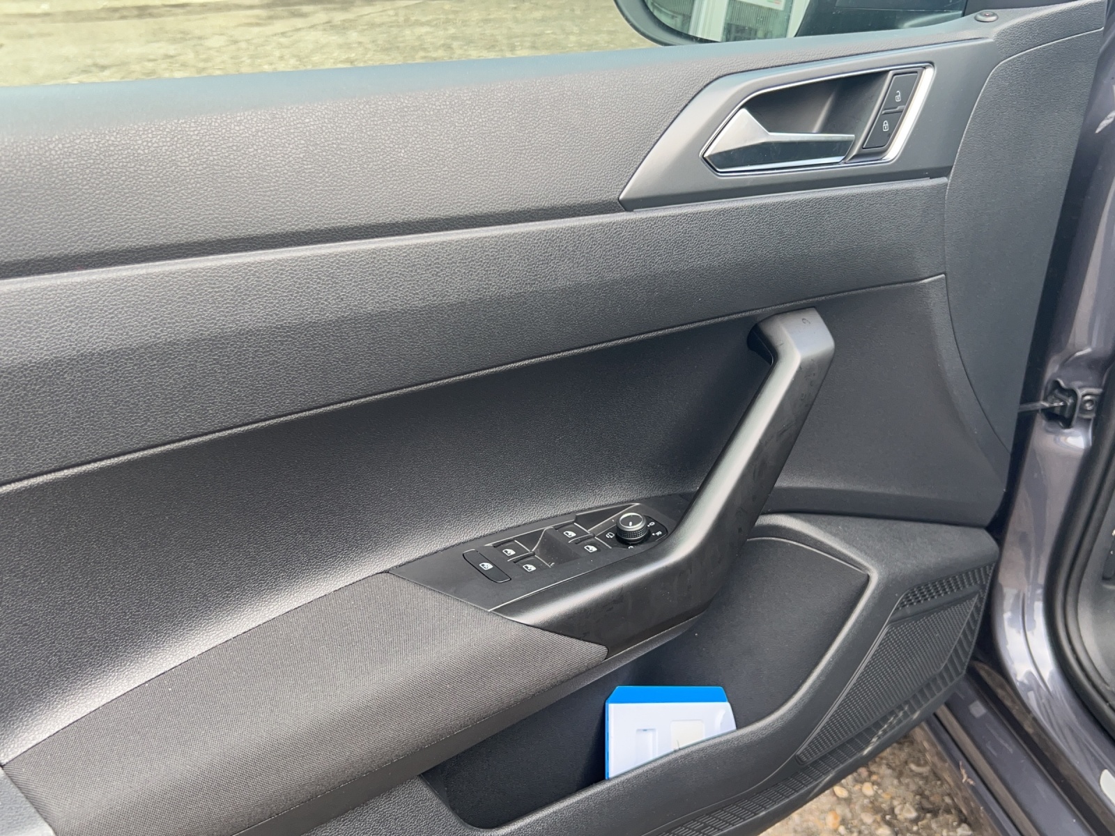 VW Taigo 1.5 TSI R-Line DSG-image-10