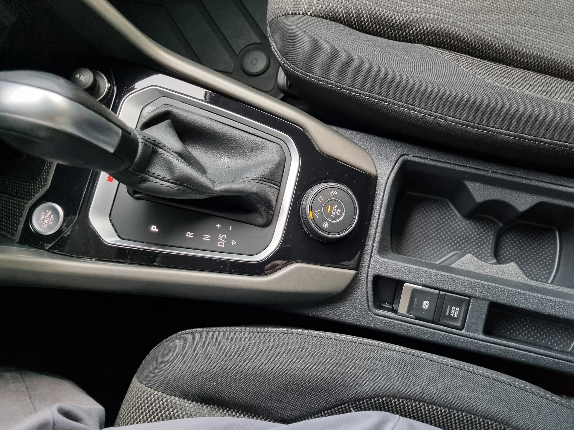 VW T-Roc 2.0 TDI SCR Advance DSG 4Motion-image-12