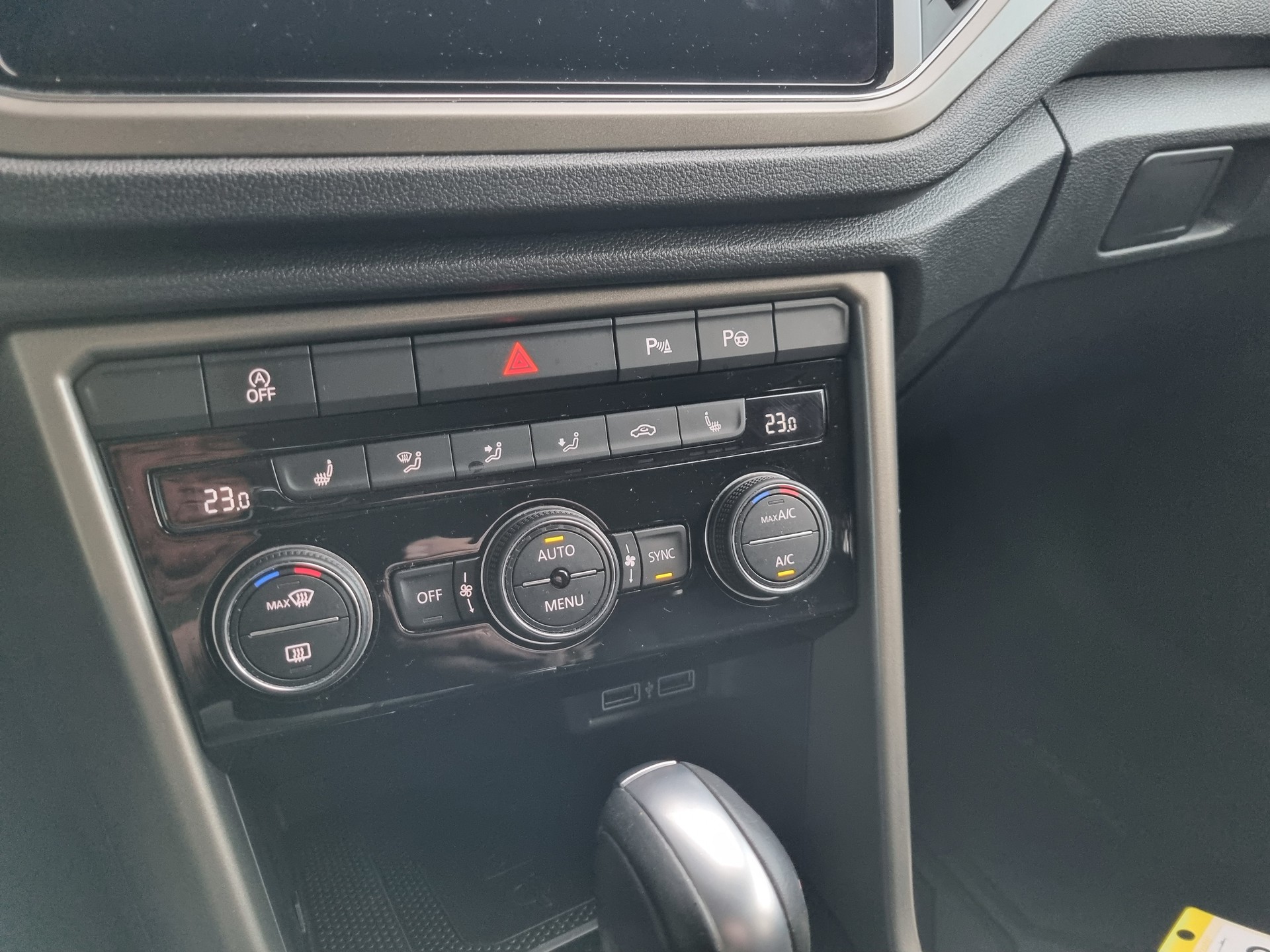 VW T-Roc 2.0 TDI SCR Advance DSG 4Motion-image-11