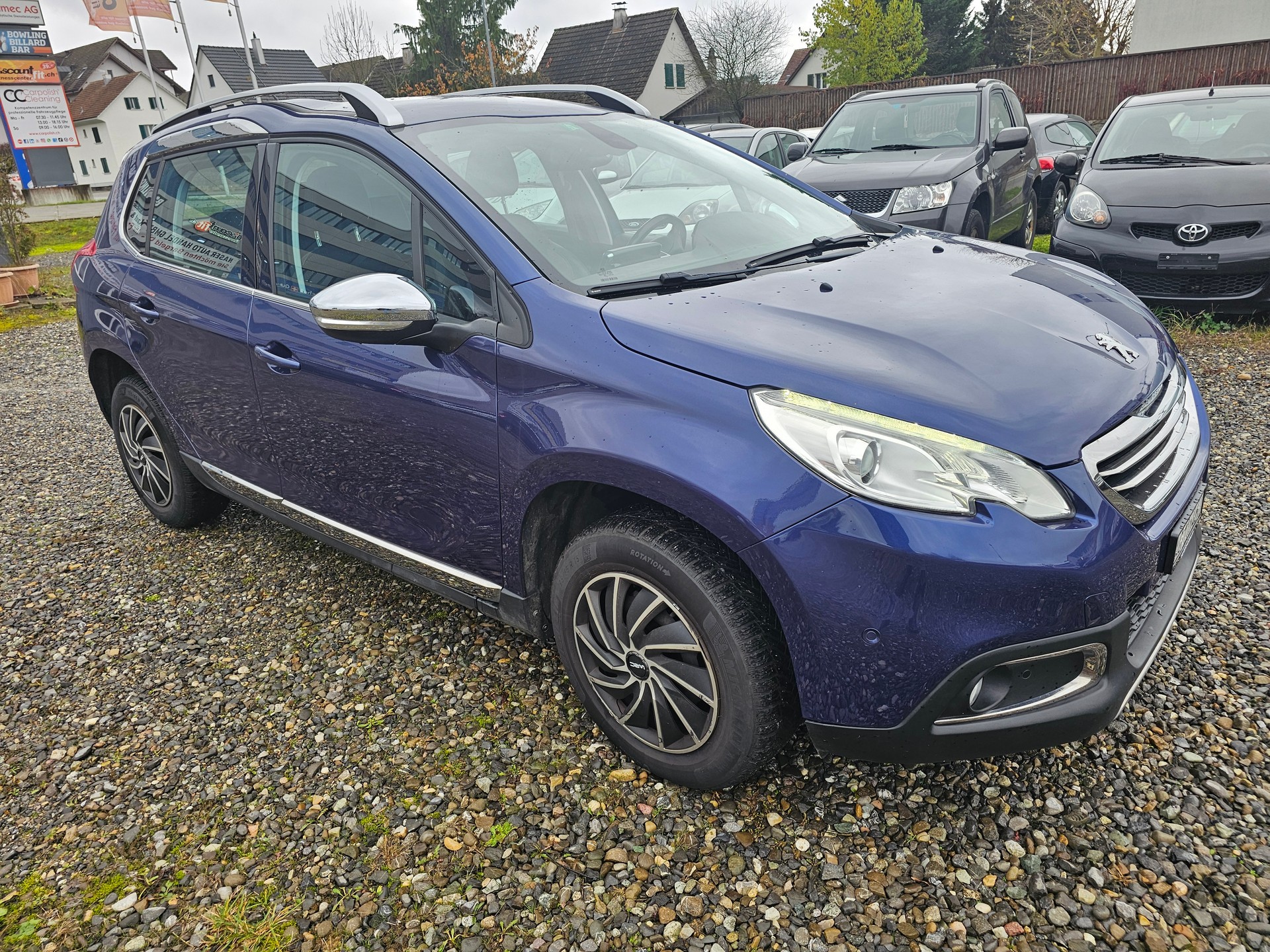 PEUGEOT 2008 1.2 PureTech Active-image-1