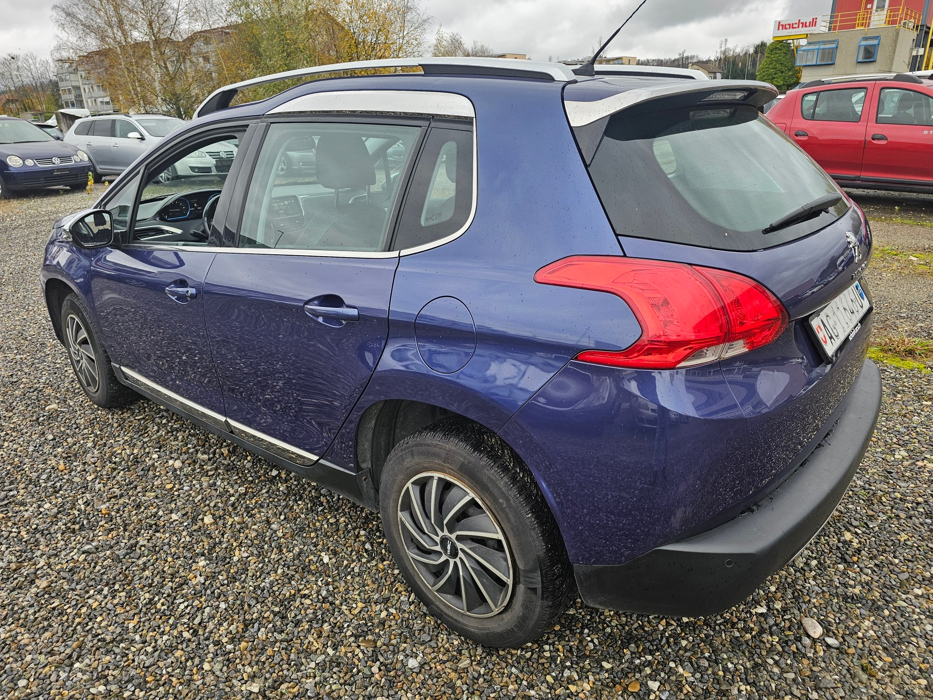 PEUGEOT 2008 1.2 PureTech Active-image-3